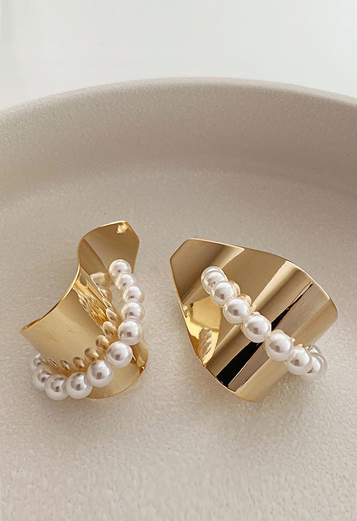 Folding Pearl Trim Metal Earrings