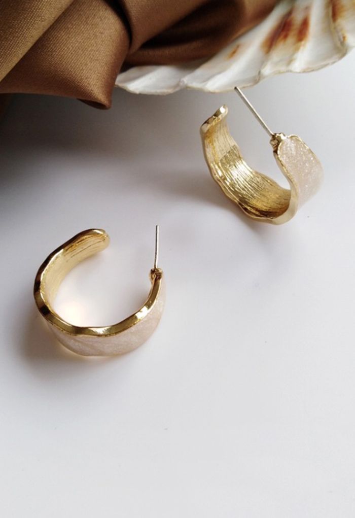 C-Shape Wavy Golden Trim Earrings