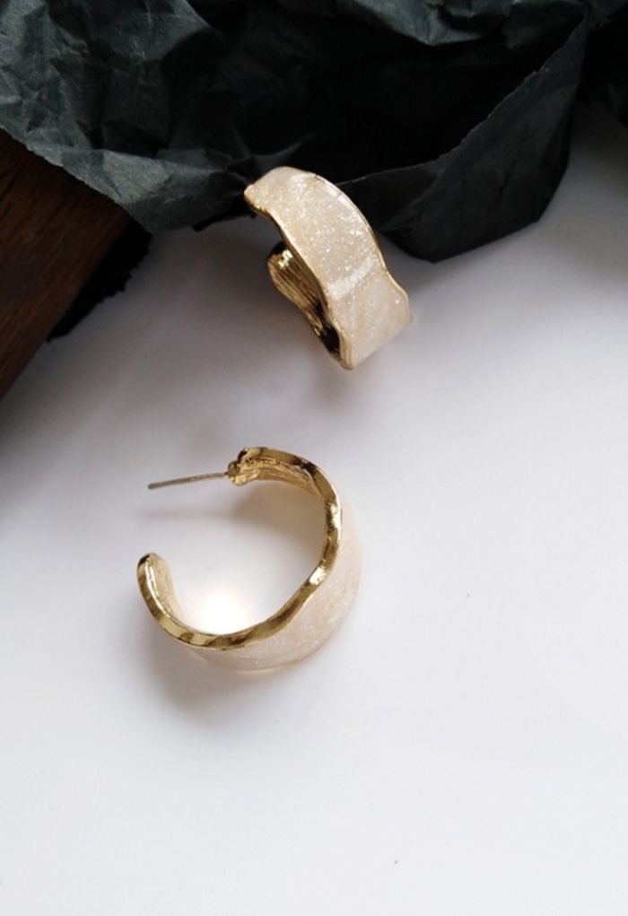 C-Shape Wavy Golden Trim Earrings