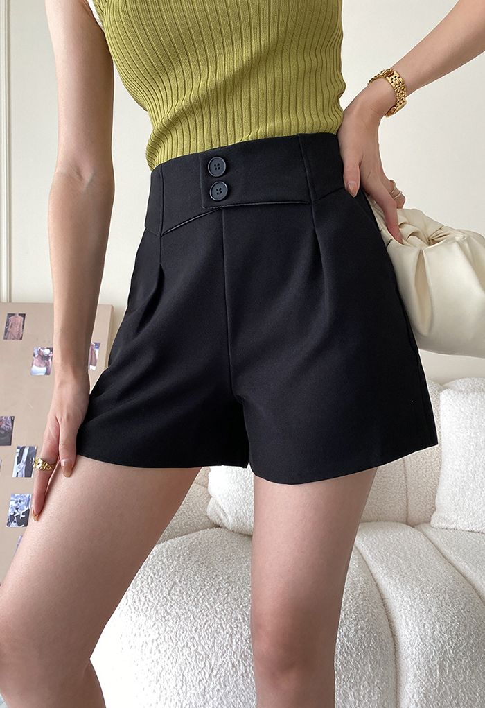 Buttoned High Waist Shorts in Black