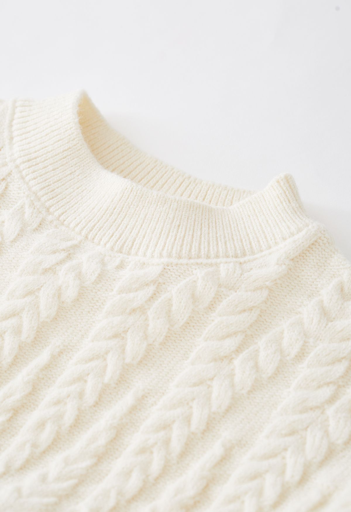 Zigzag Braided Chunky Knit Sweater in Cream