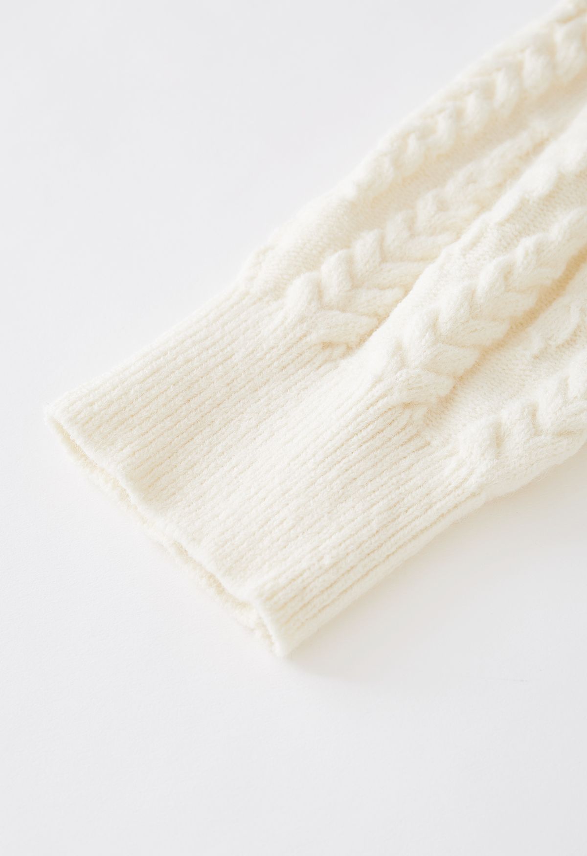 Zigzag Braided Chunky Knit Sweater in Cream