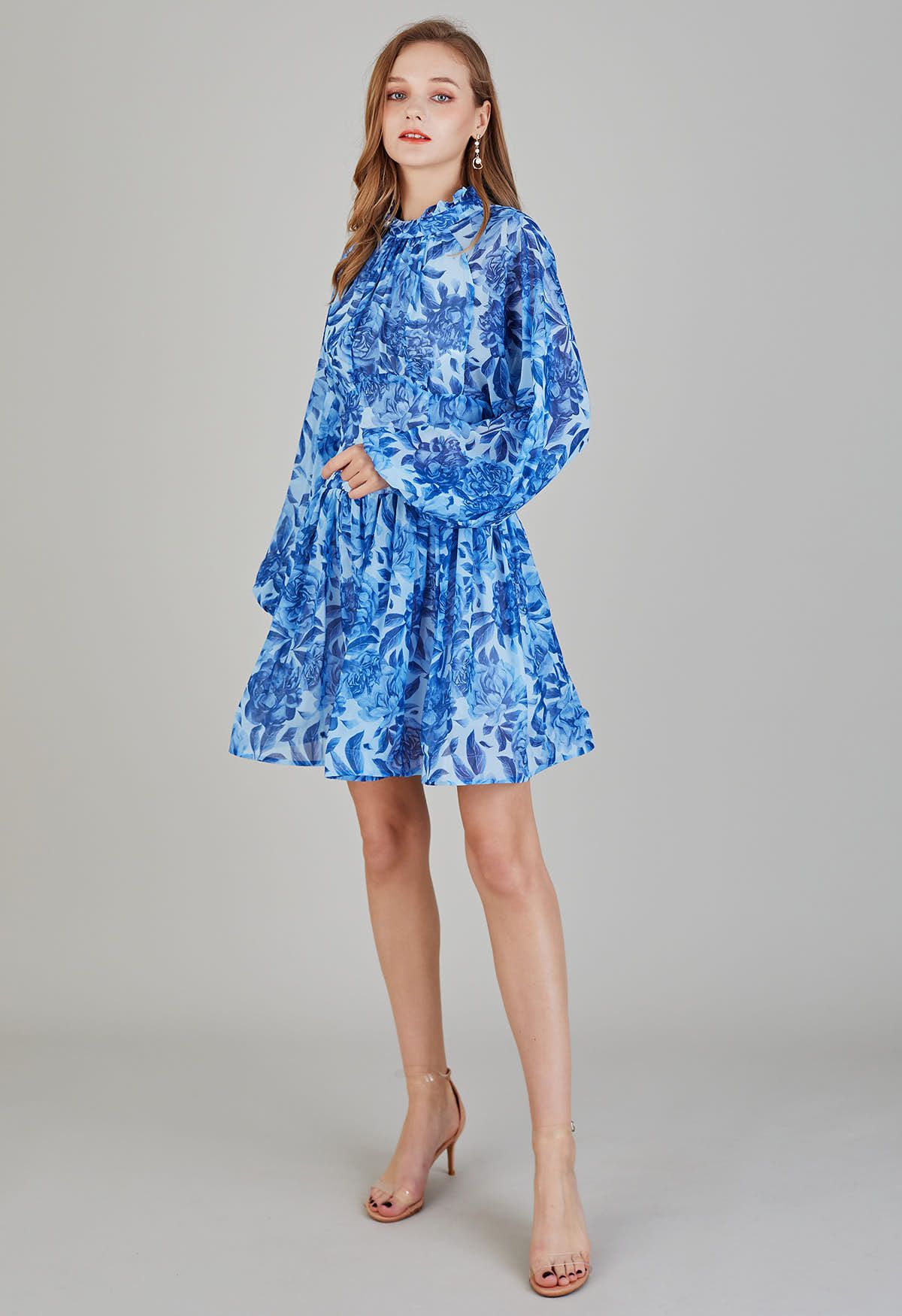 Cutout Back Floral Bubble Sleeve Frilling Dress in Blue