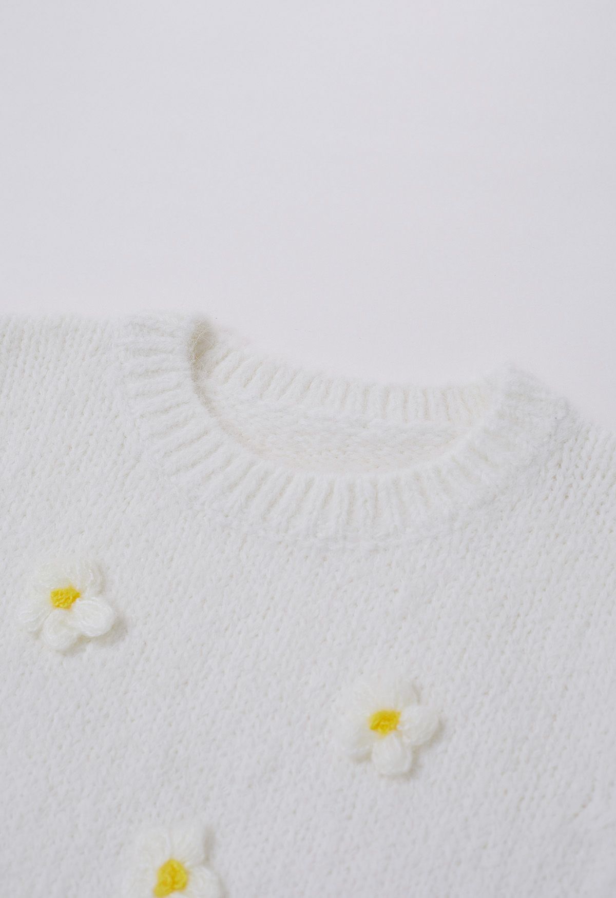 Crochet Flower Bubble Short-Sleeve Sweater in White