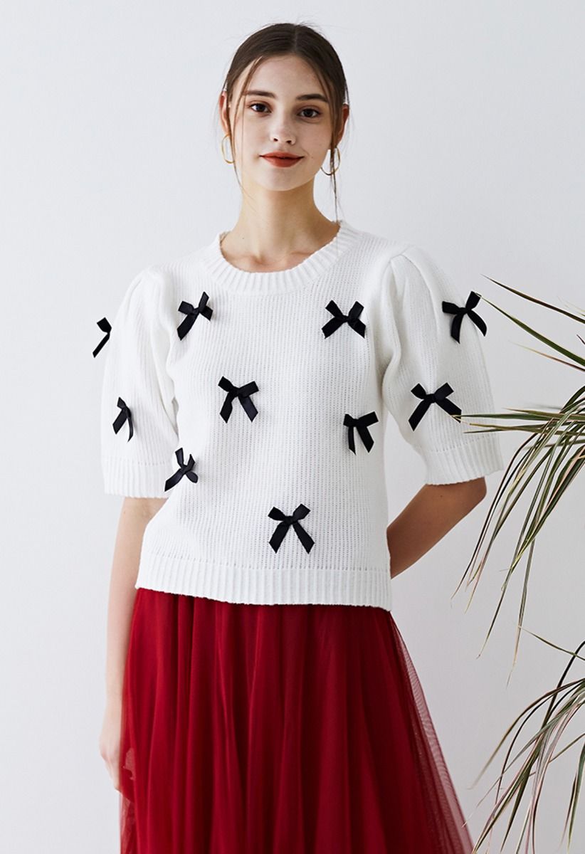 Bowknot Embellished Short Sleeve Knit Sweater in White