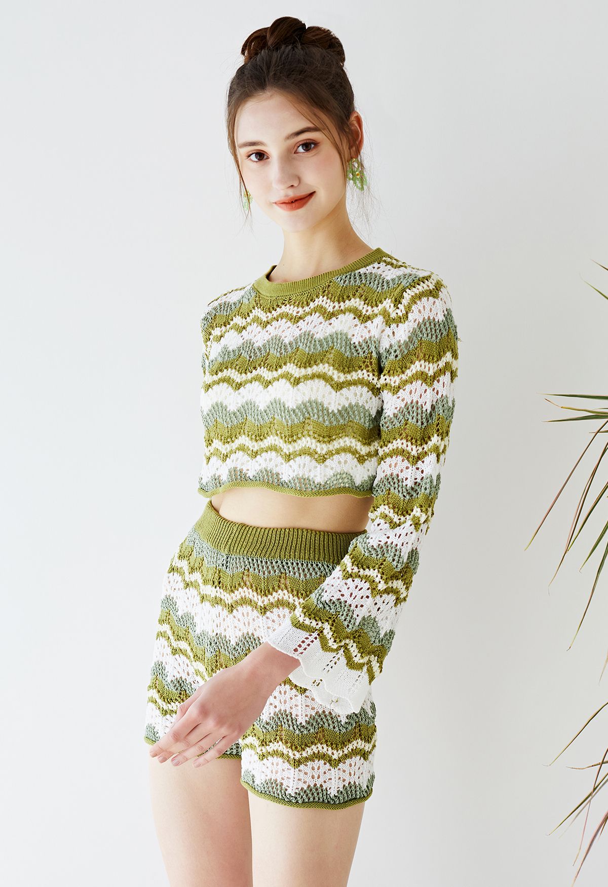 Wavy Striped Knit Crop Top and Shorts Set in Green