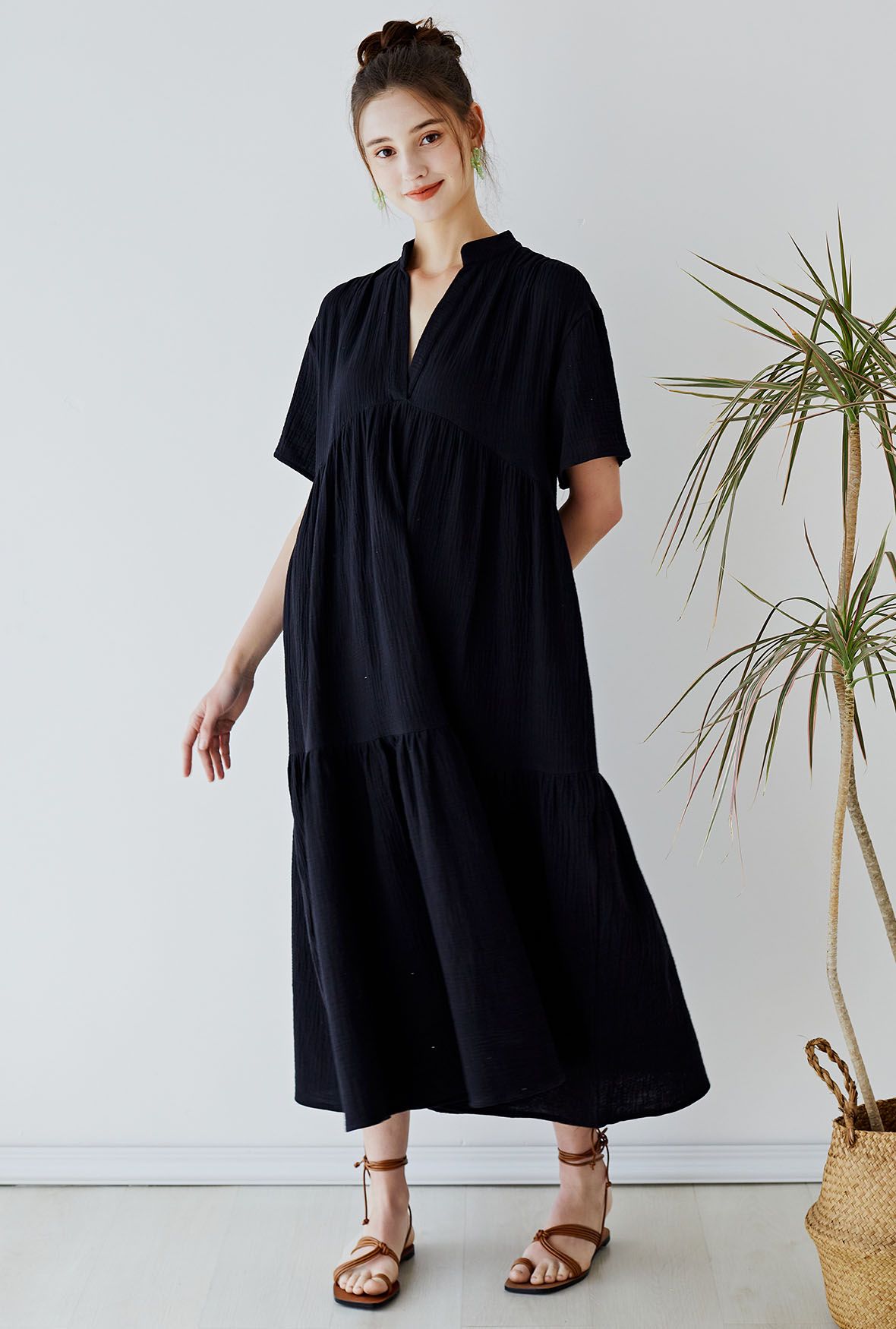 Laidback Flowy Maxi Dress in Black