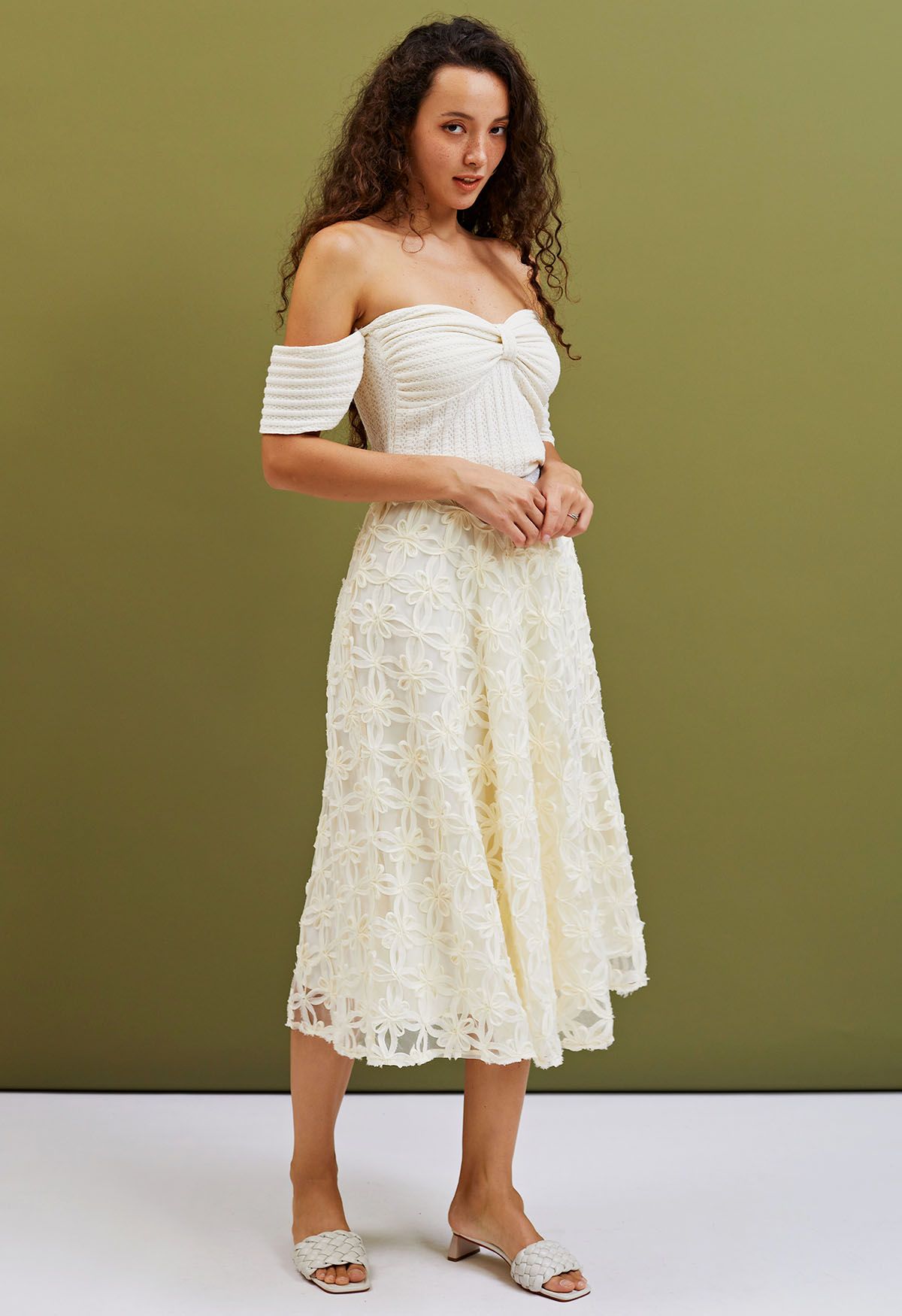 Flower Stitch Mesh Tulle Midi Skirt in Light Yellow