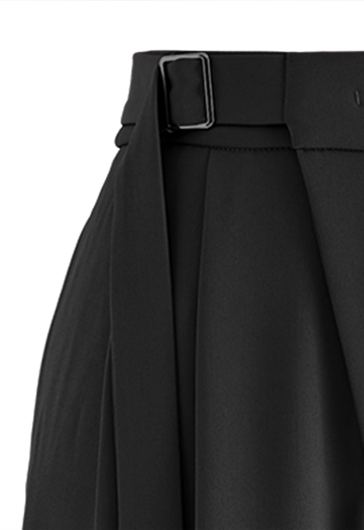 Belted Pleated Straight-Leg Pants in Black