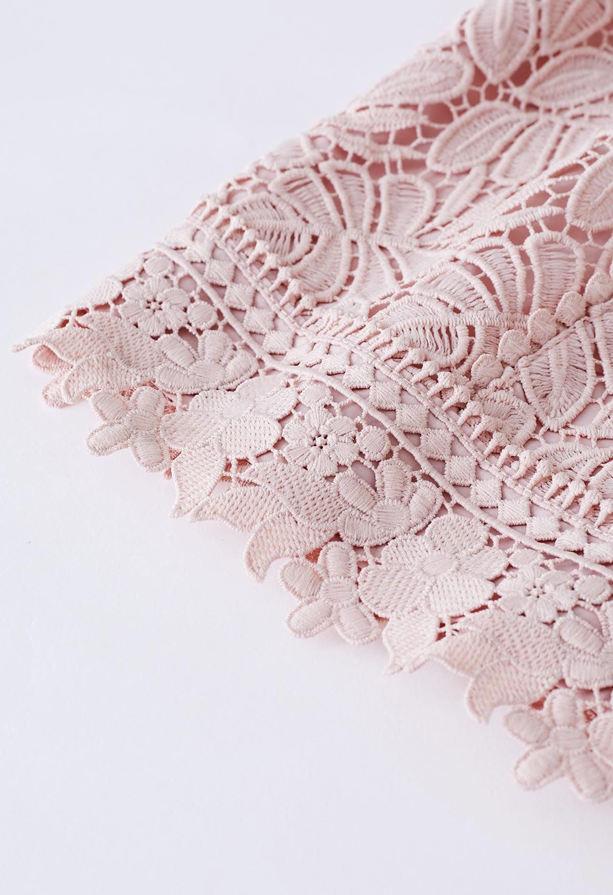 Leaf Cutwork Crochet Puff Sleeve Top in Pink