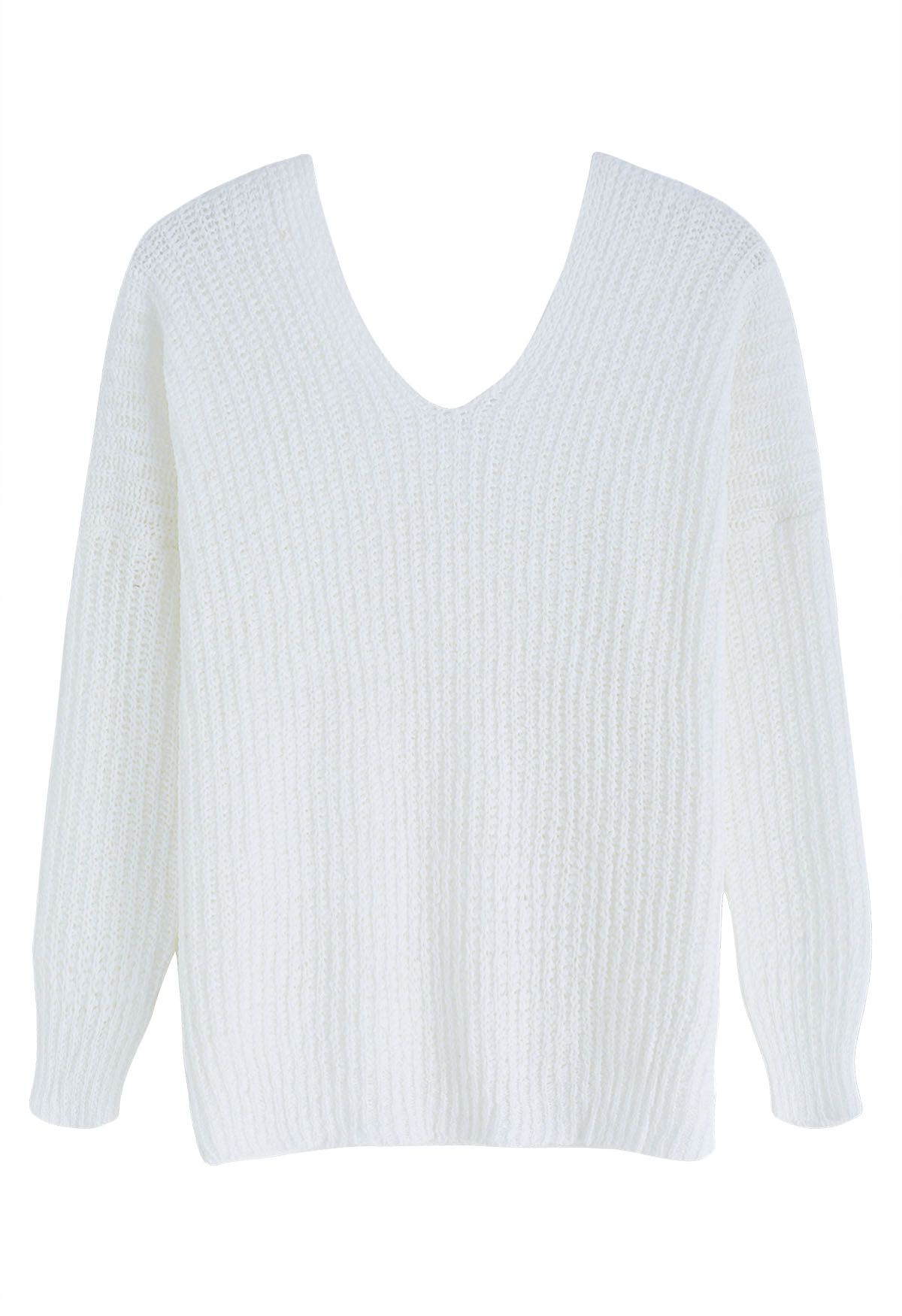 Texture Ribbed Knit V-Neck Sweater in White