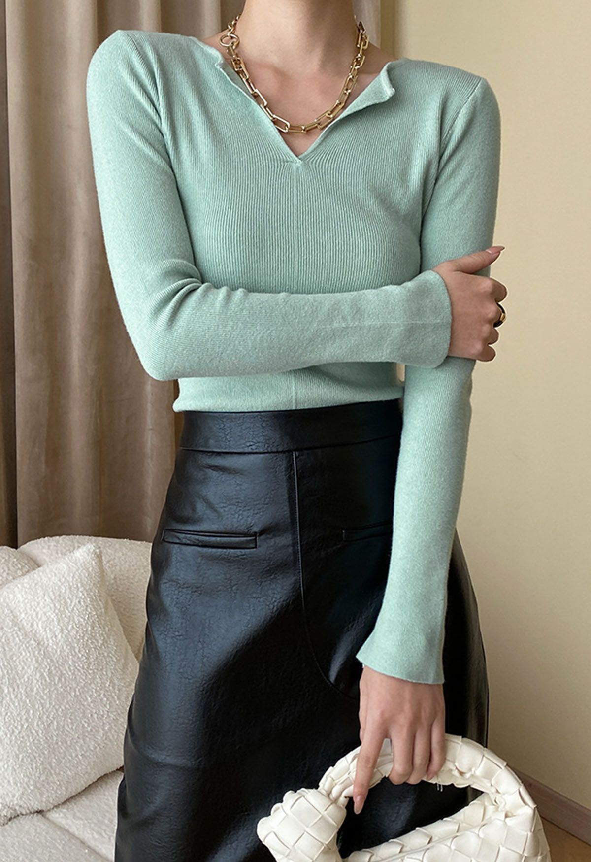 Notch Neckline Fitted Knit Top in Mint