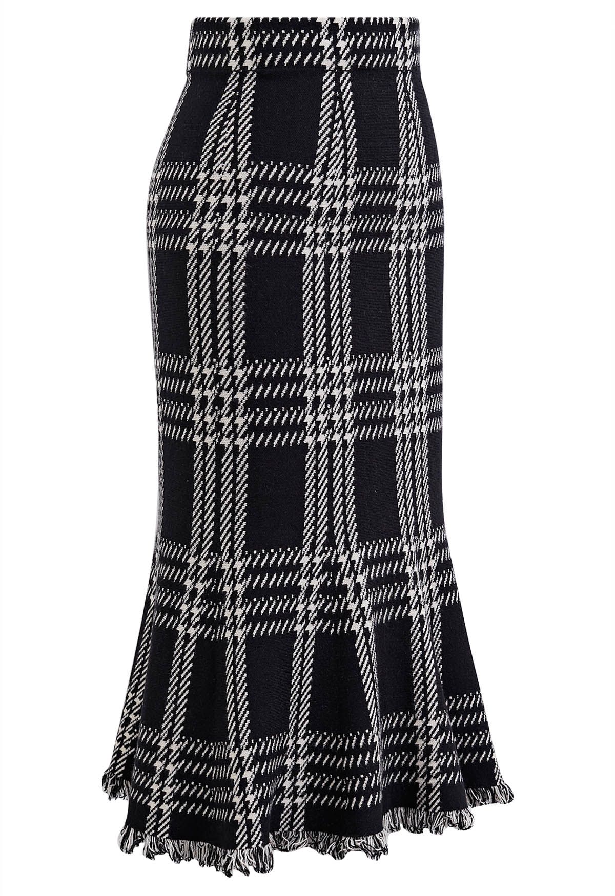 Vintage Plaid Fringed Hemline Knit Skirt in Black