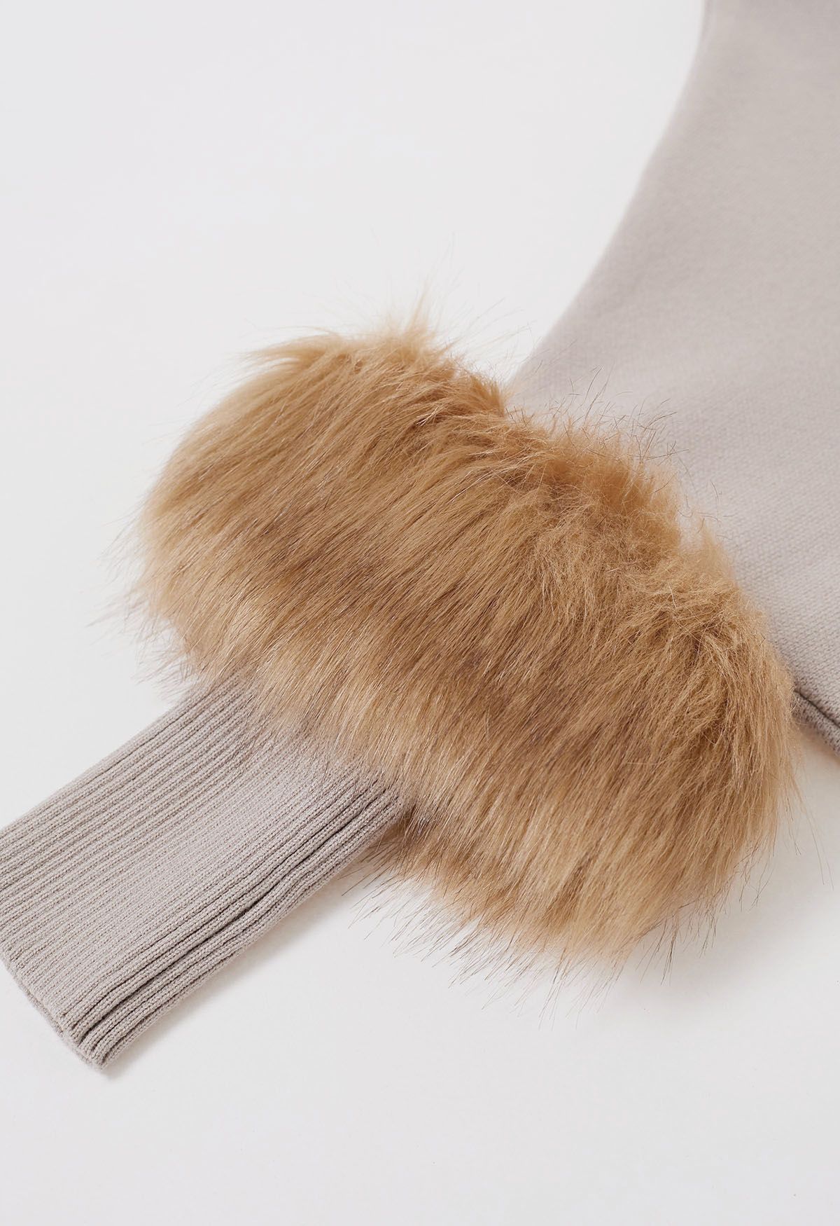 Faux Fur Sleeve Split Hem Knit Poncho in Oatmeal