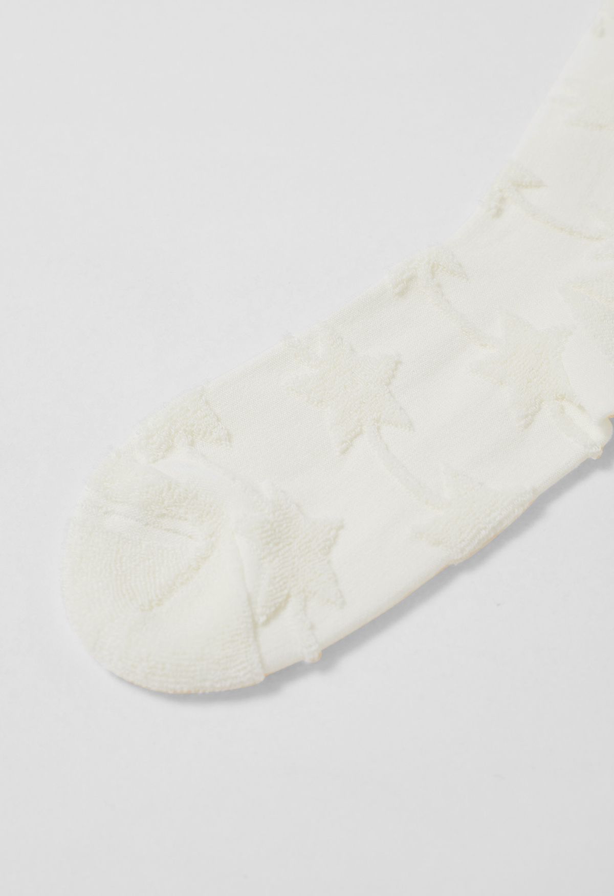 Christmas Vibe Embossed Mid-Calf Socks in White