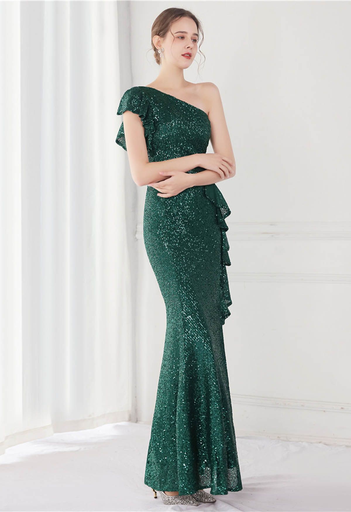 Sequined One-Shoulder Ruffle Mermaid Gown in Dark Green