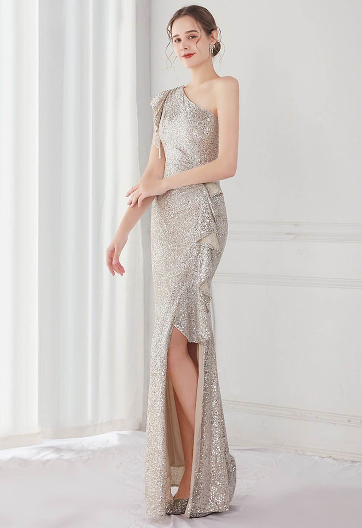 Sequined One-Shoulder Ruffle Mermaid Gown in Silver