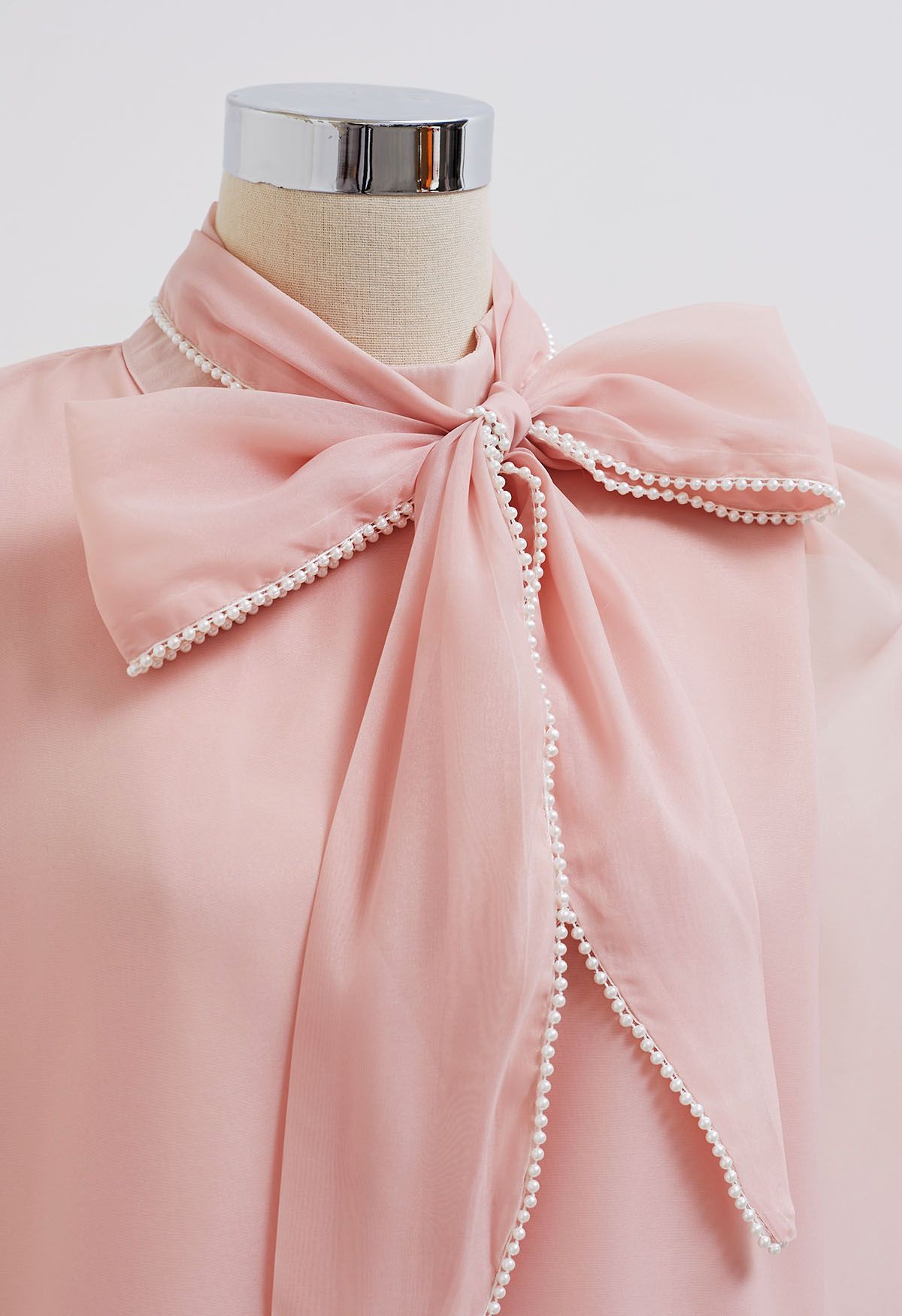 Pearly Bowknot Puff Sleeve Shirt in Pink