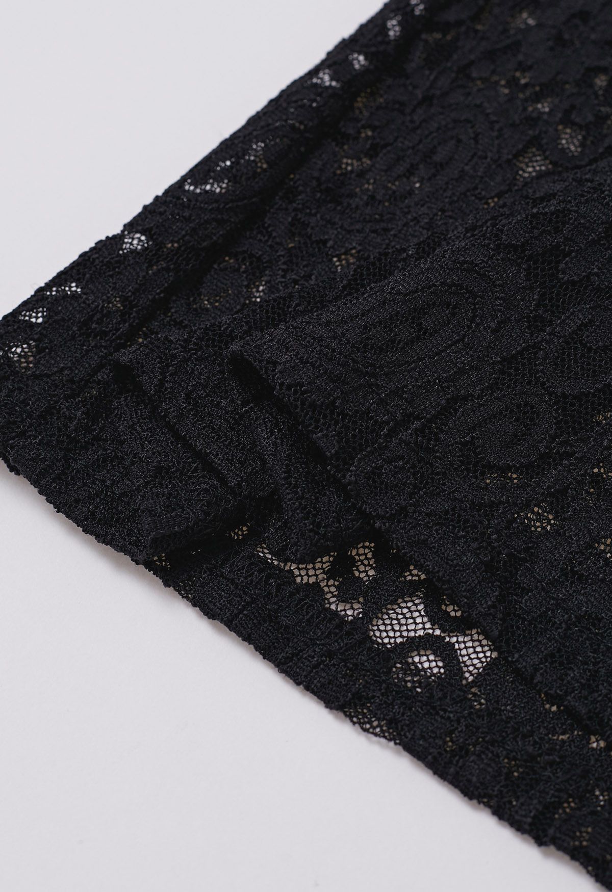 Paisley Full Lace Mesh Inserted Top in Black