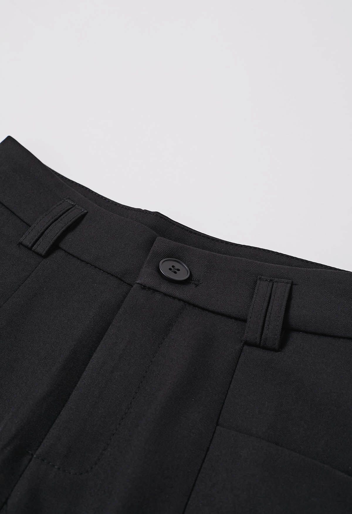 Chic Belted Front Pocket Shorts in Black