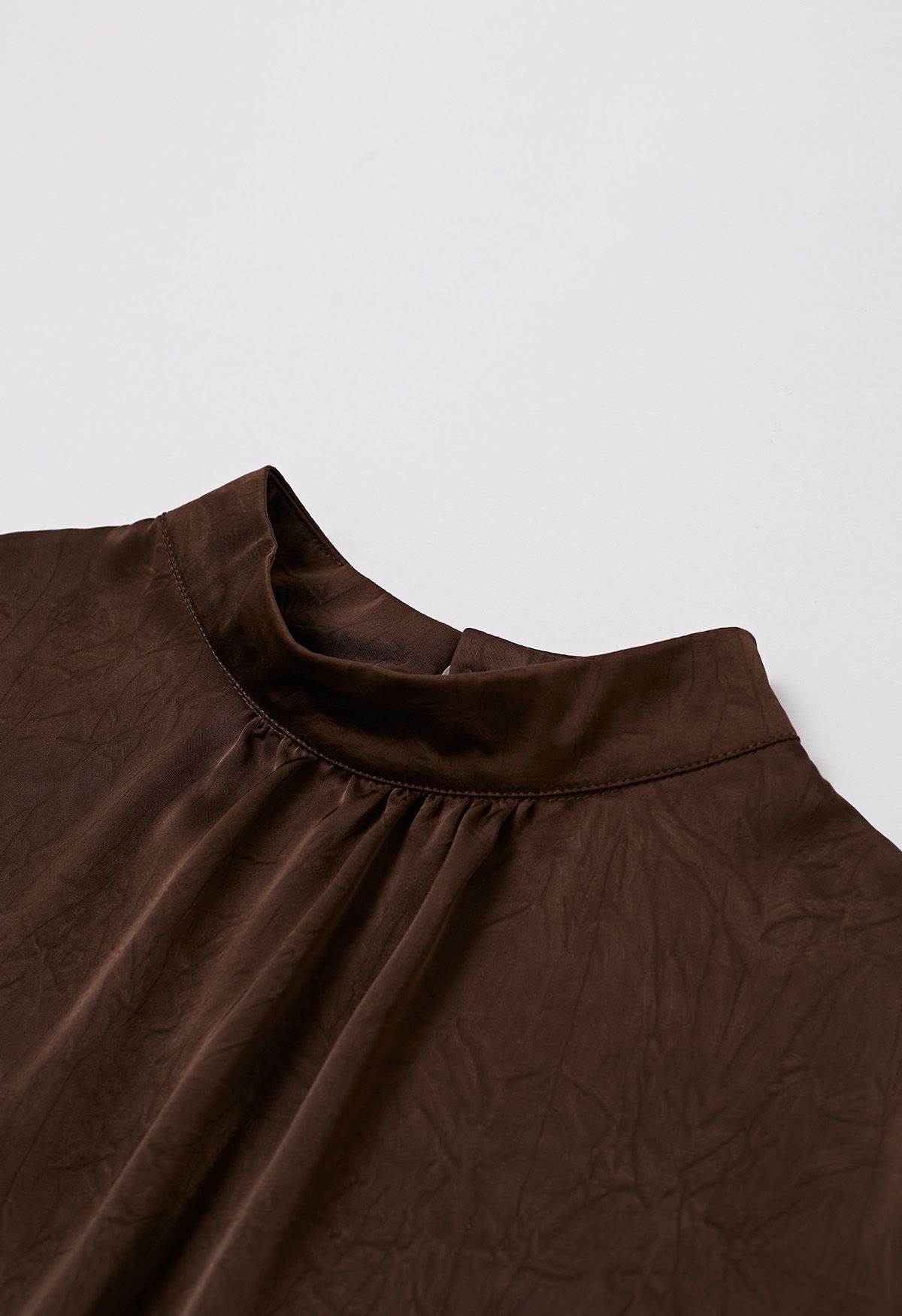 Tie Waist Bubble Sleeve Texture Top in Brown