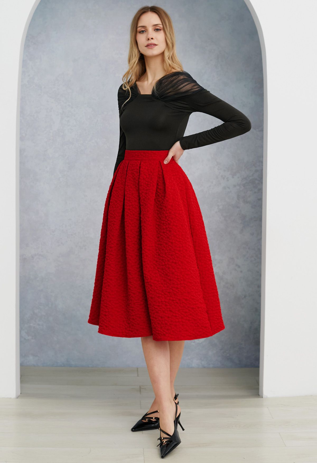 Embossed Floral A-Line Pleated Midi Skirt in Red