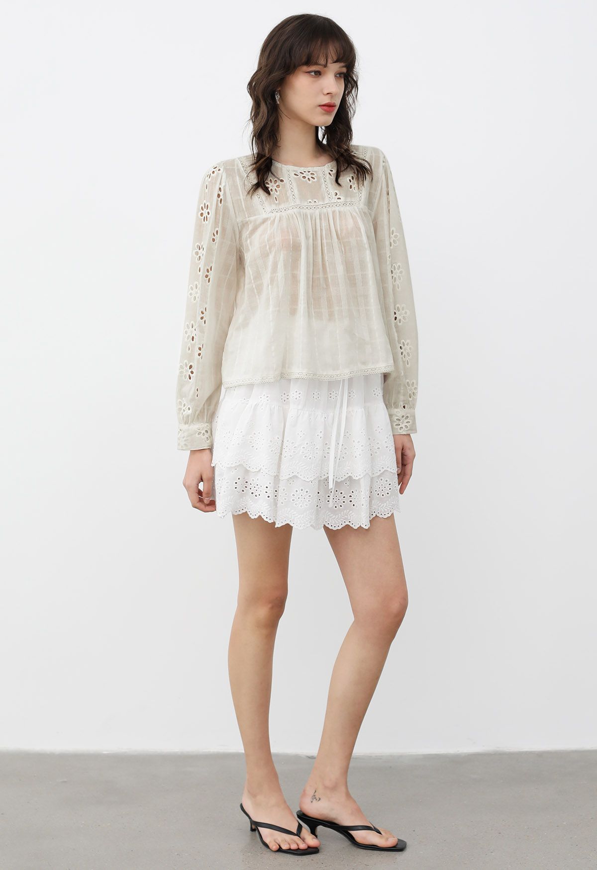 Daisy Eyelet Embroidery Cotton Top in Cream