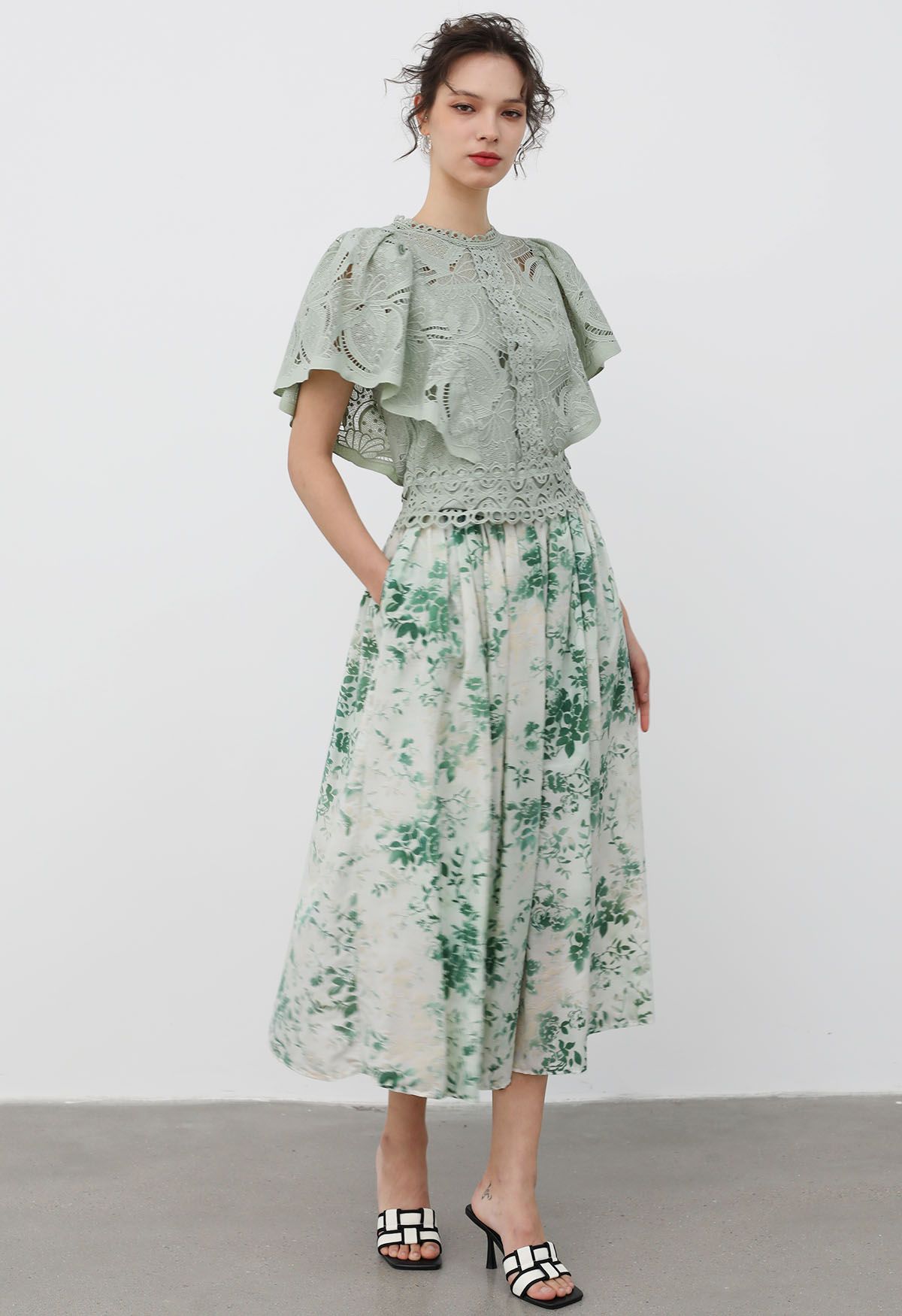 Leaves Cutwork Lace Flutter Sleeve Top in Pea Green