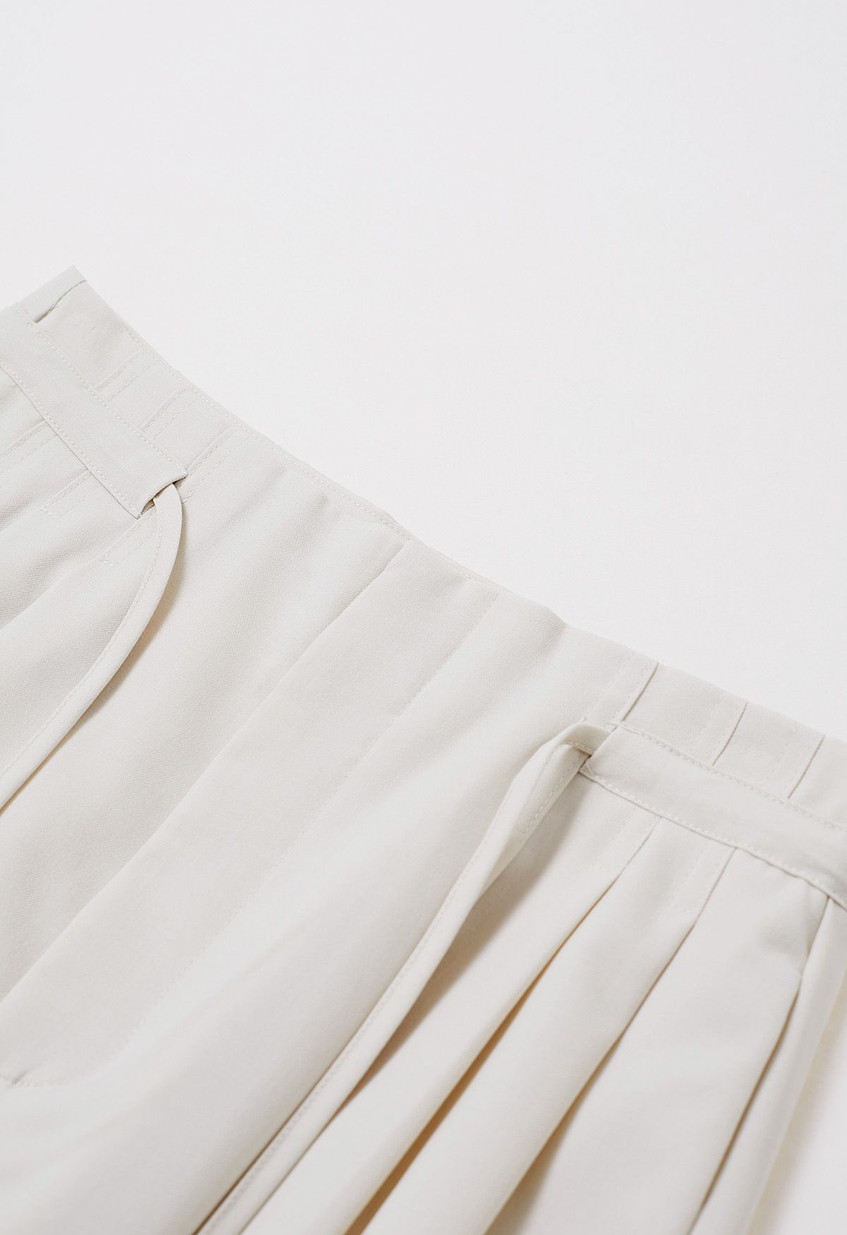 Self-Tie String Pleat Wide-Leg Pants in Ivory