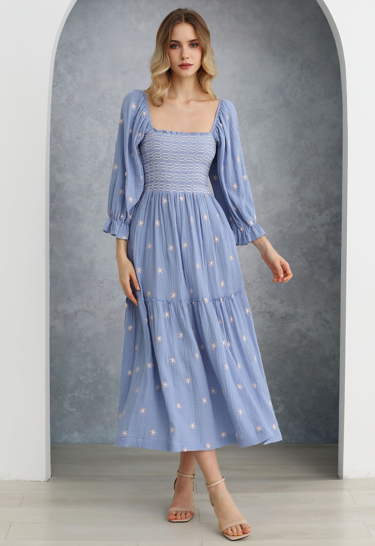 Floret Embroidery Square Neck Midi Dress in Blue