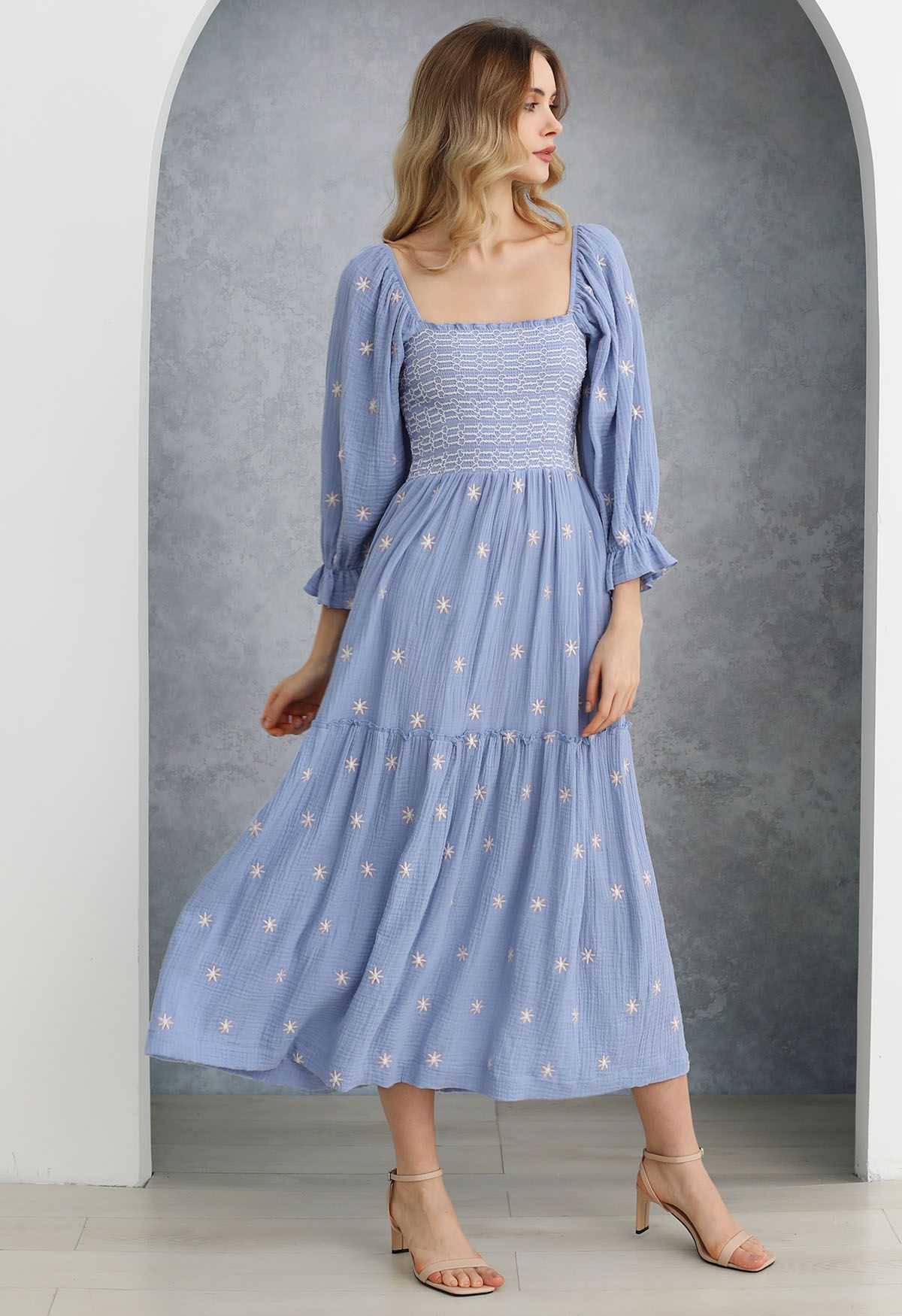 Floret Embroidery Square Neck Midi Dress in Blue