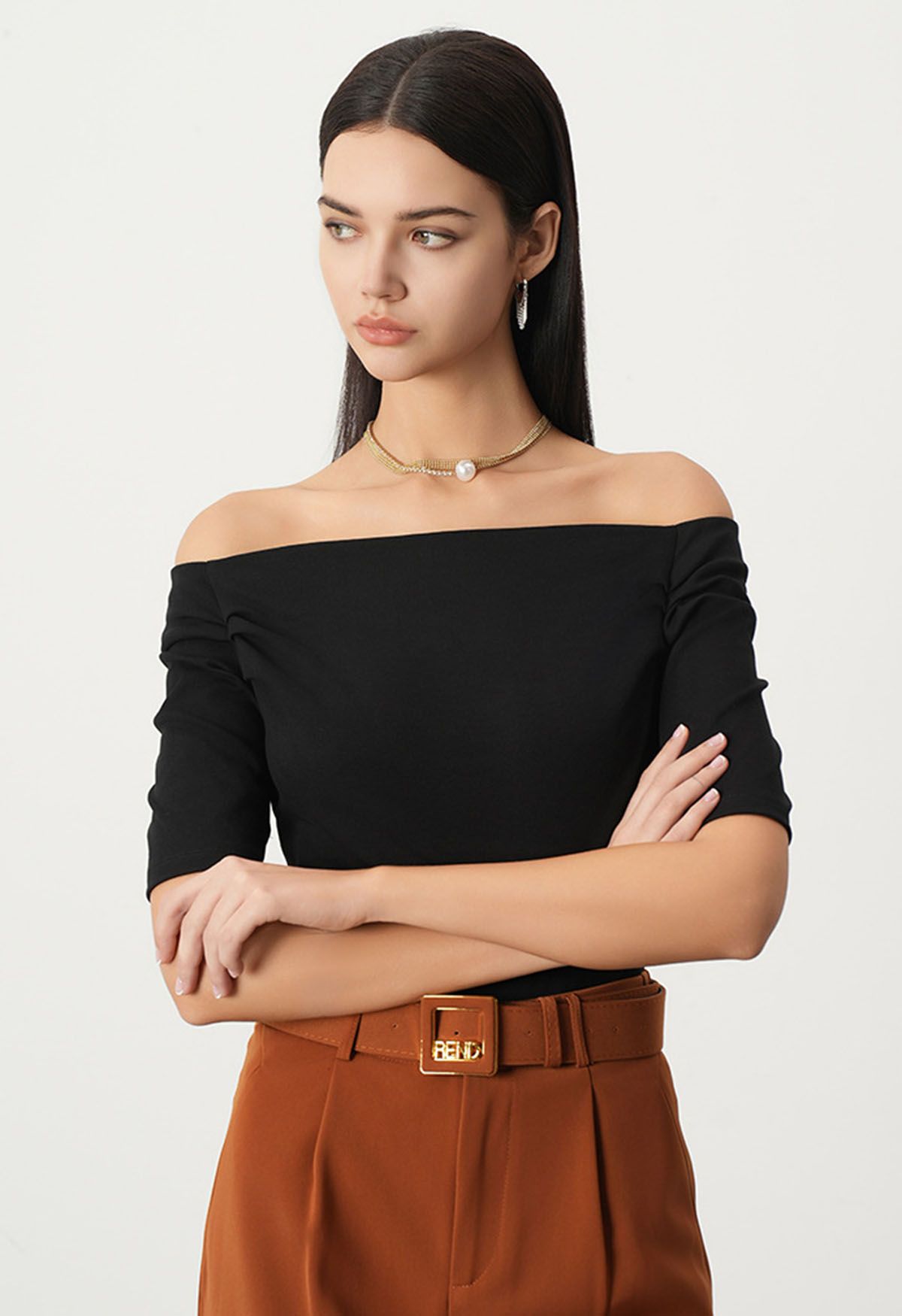 Off-Shoulder Ruched Short Sleeve Top in Black