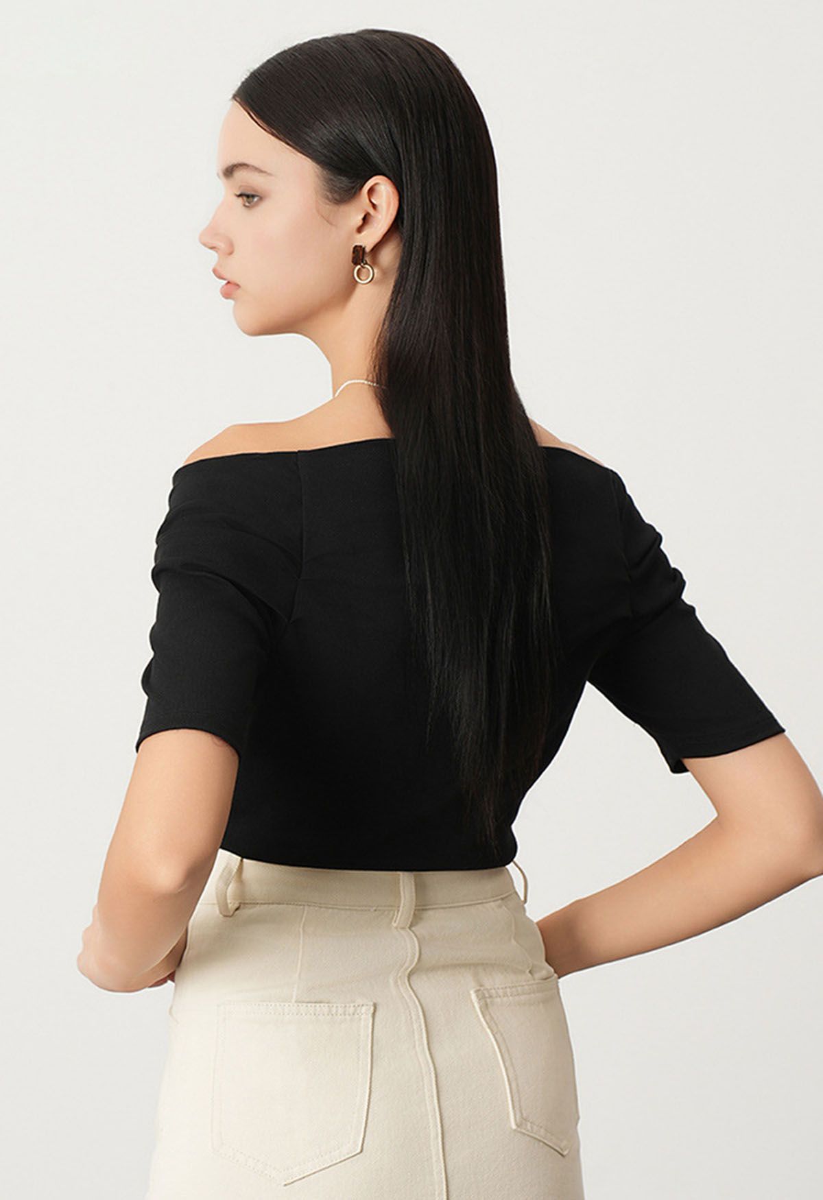 Off-Shoulder Ruched Short Sleeve Top in Black