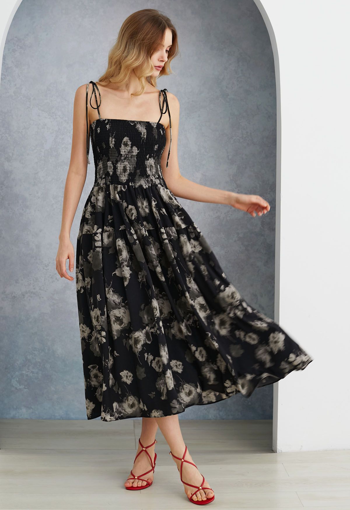 Floral Tie-Shoulder Shirring Midi Dress in Black