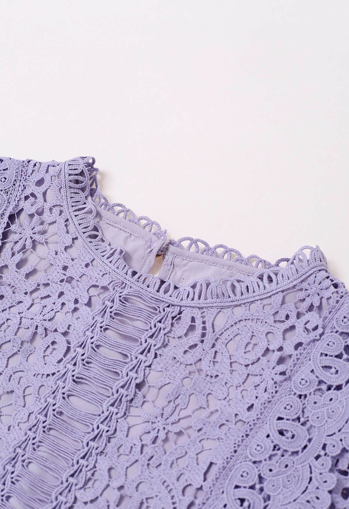 Floral Guipure Lace Short Sleeve Top  in Lilac