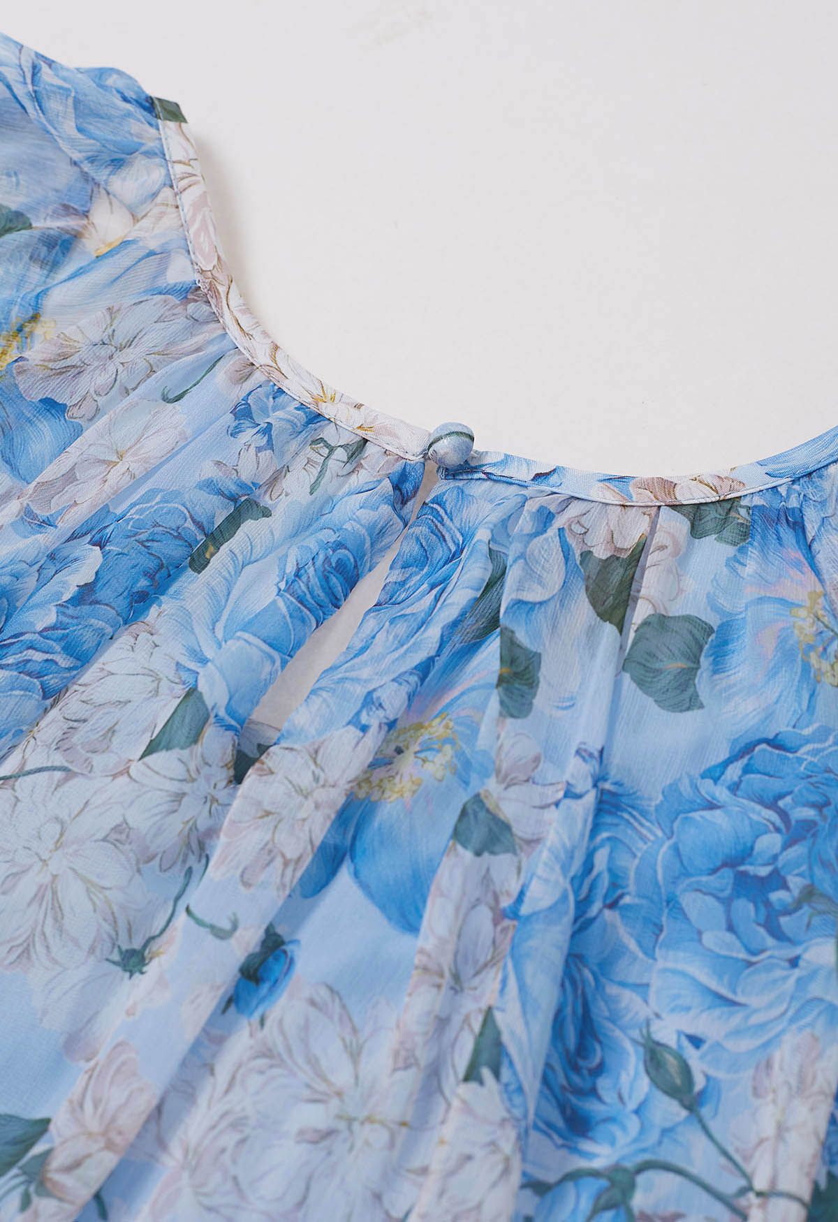 Gauzy Floral Print Bubble Sleeve Dolly Dress in Blue