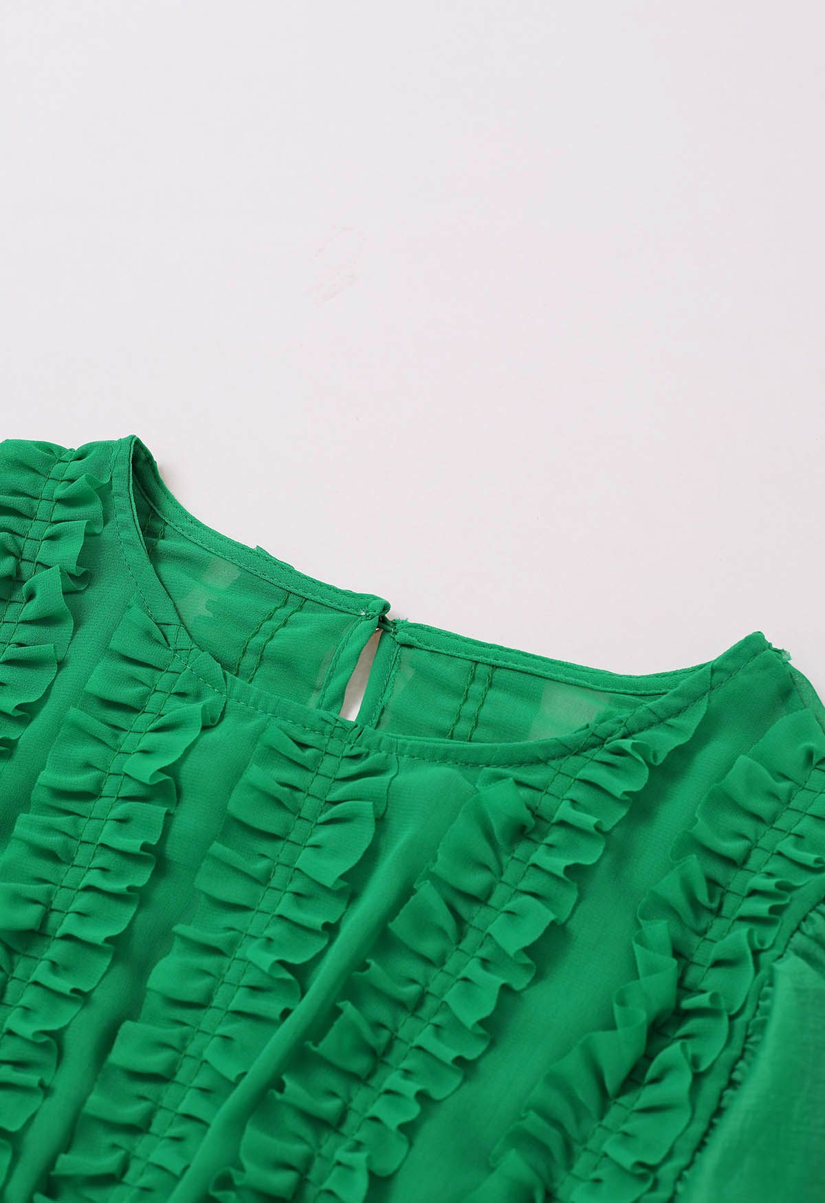 Bubble Sleeve Ruffle Trim Chiffon Spliced Crop Top in Green