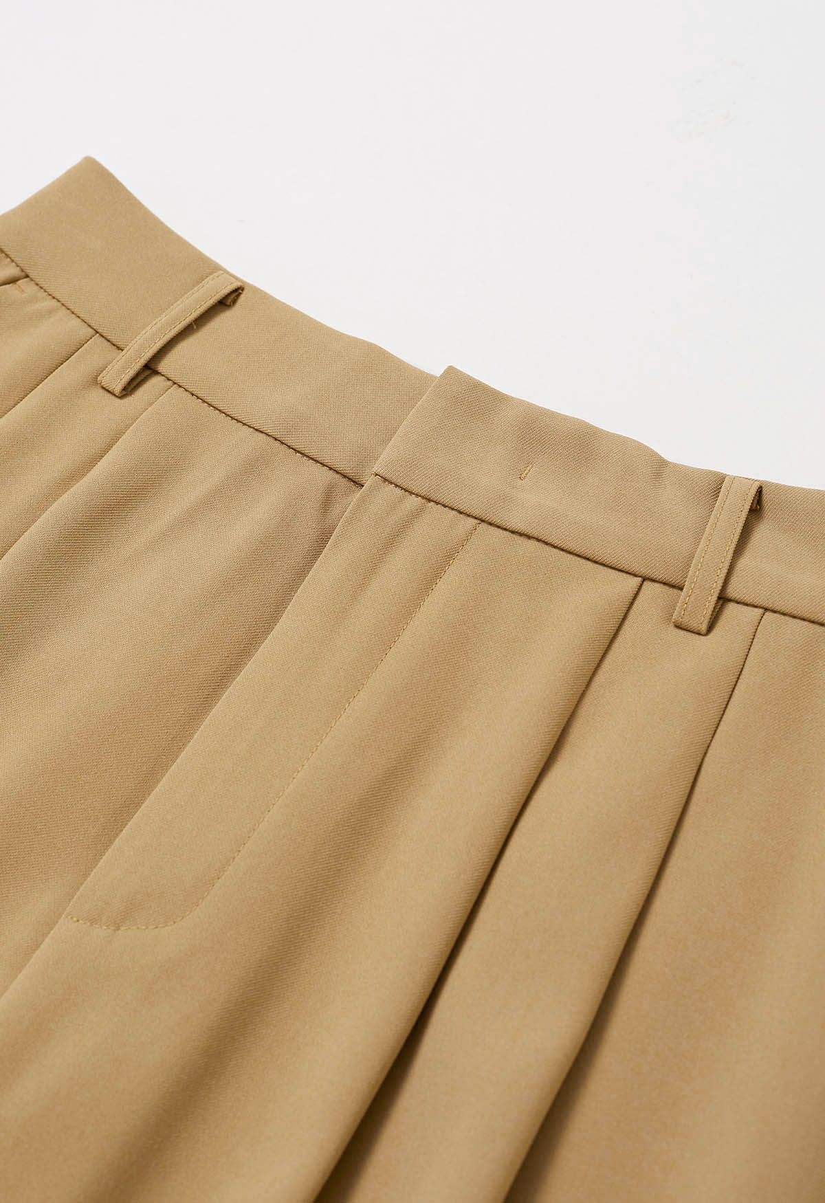 Belted Side Pocket Pleated Pants in Camel