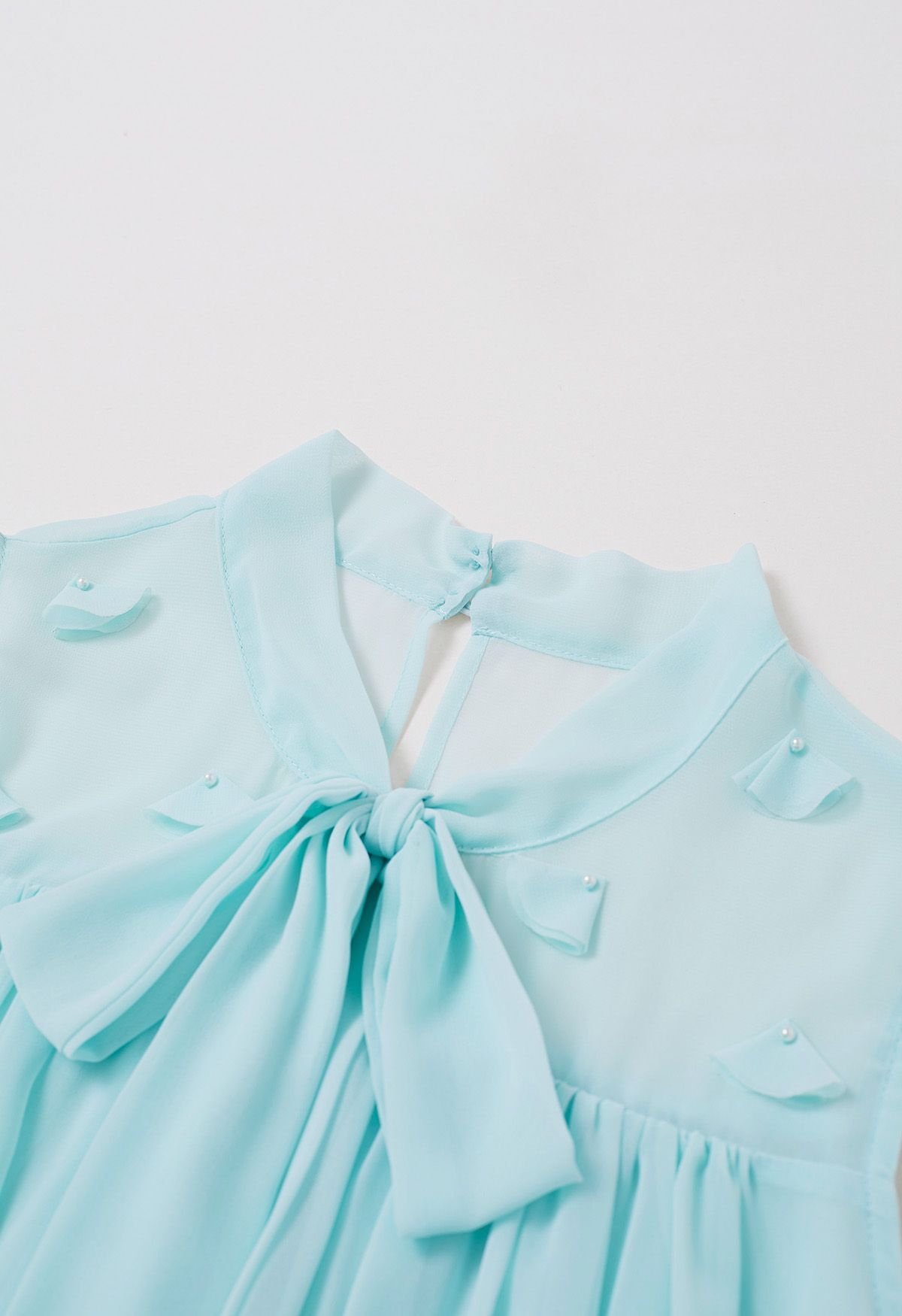 Pearly Petal Bowknot Chiffon Sleeveless Top in Mint