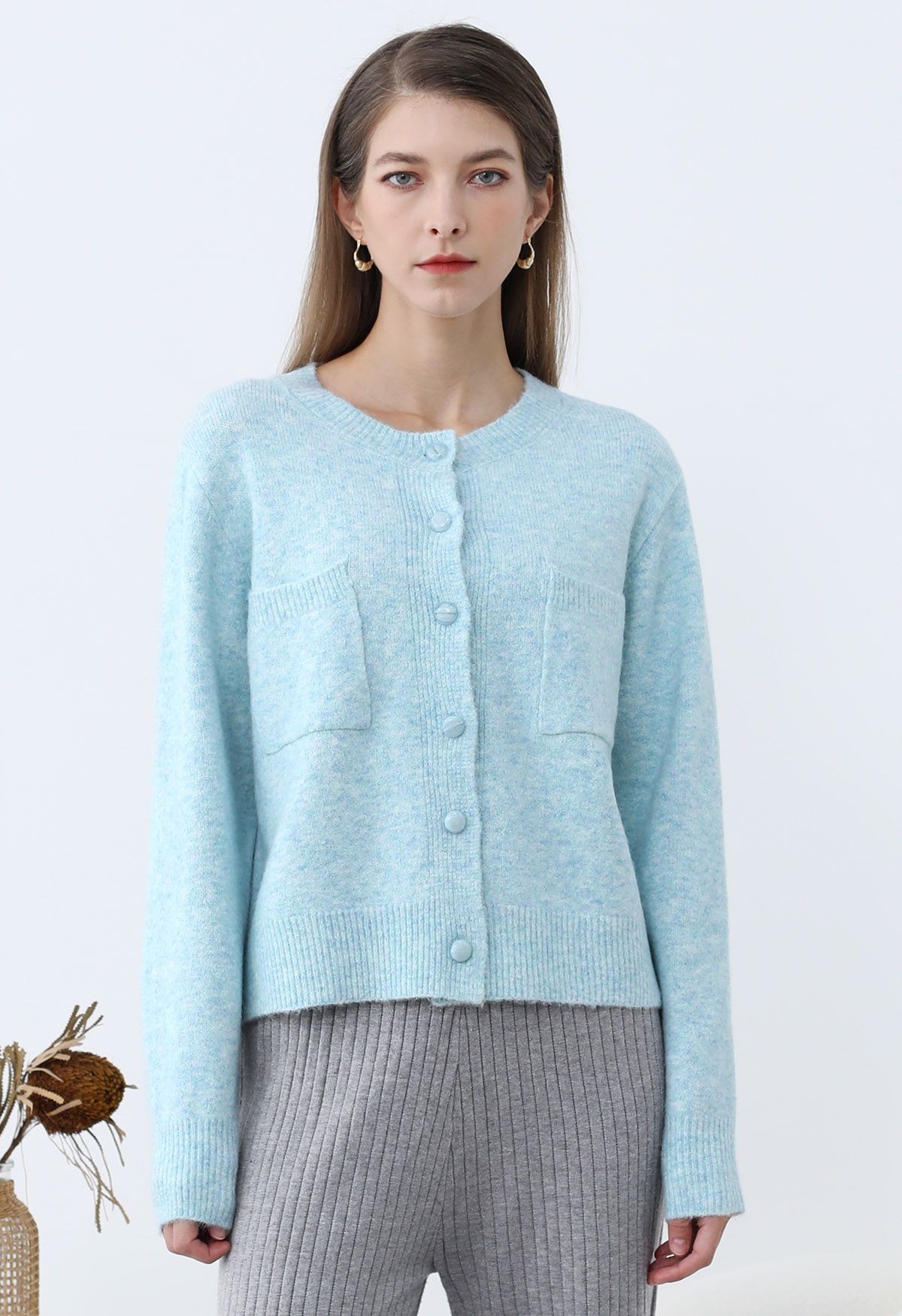 Toasty Patch Pockets Buttoned Knit Cardigan in Baby Blue