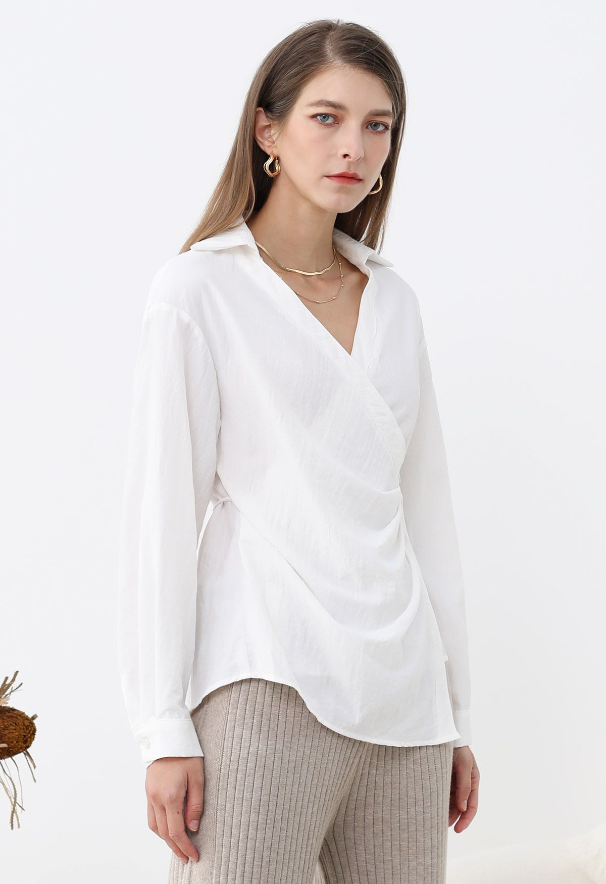 Side Pleats Collared Buttoned Wrap Shirt in White