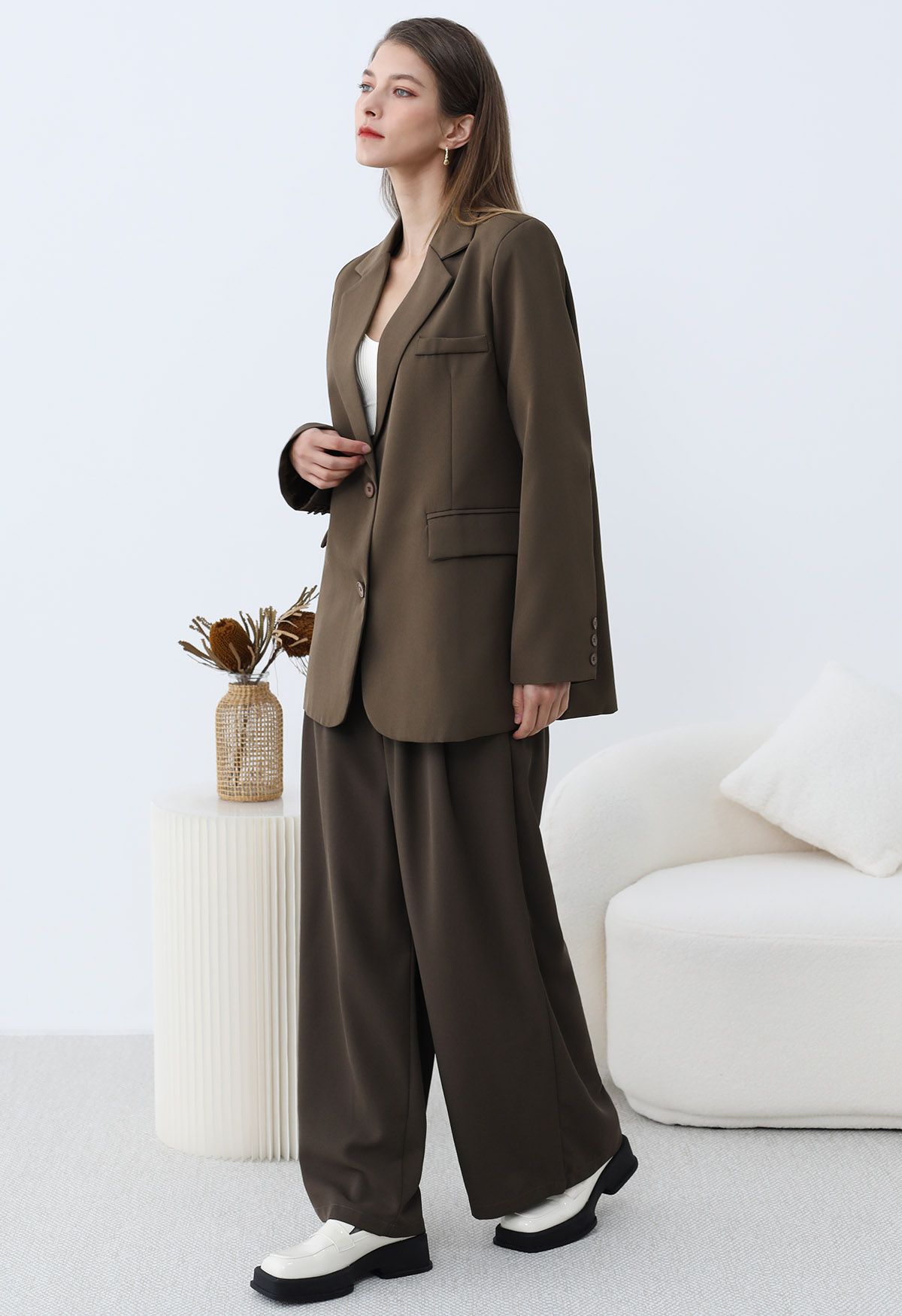 Modern Executive Notched Lapel Blazer and Pants Set in Brown