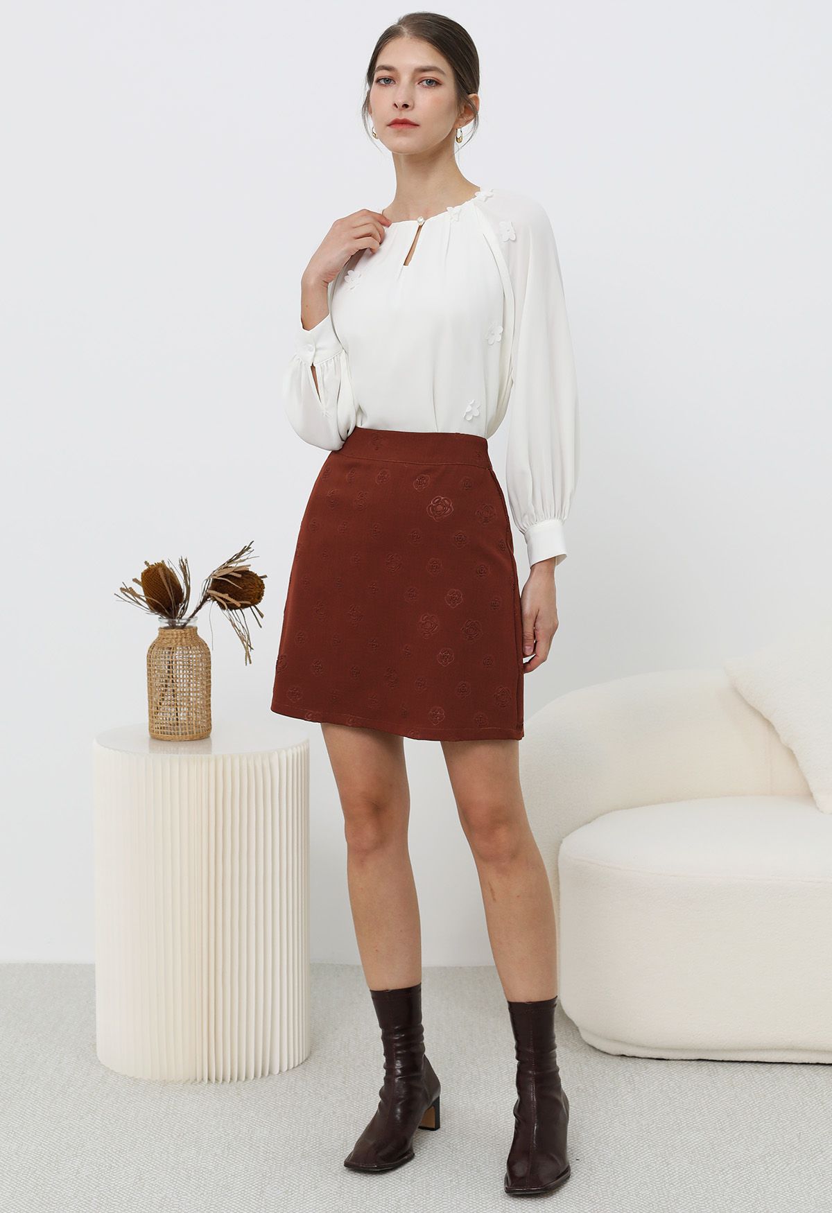 Embossed Rose Mini Bud Skirt in Burgundy