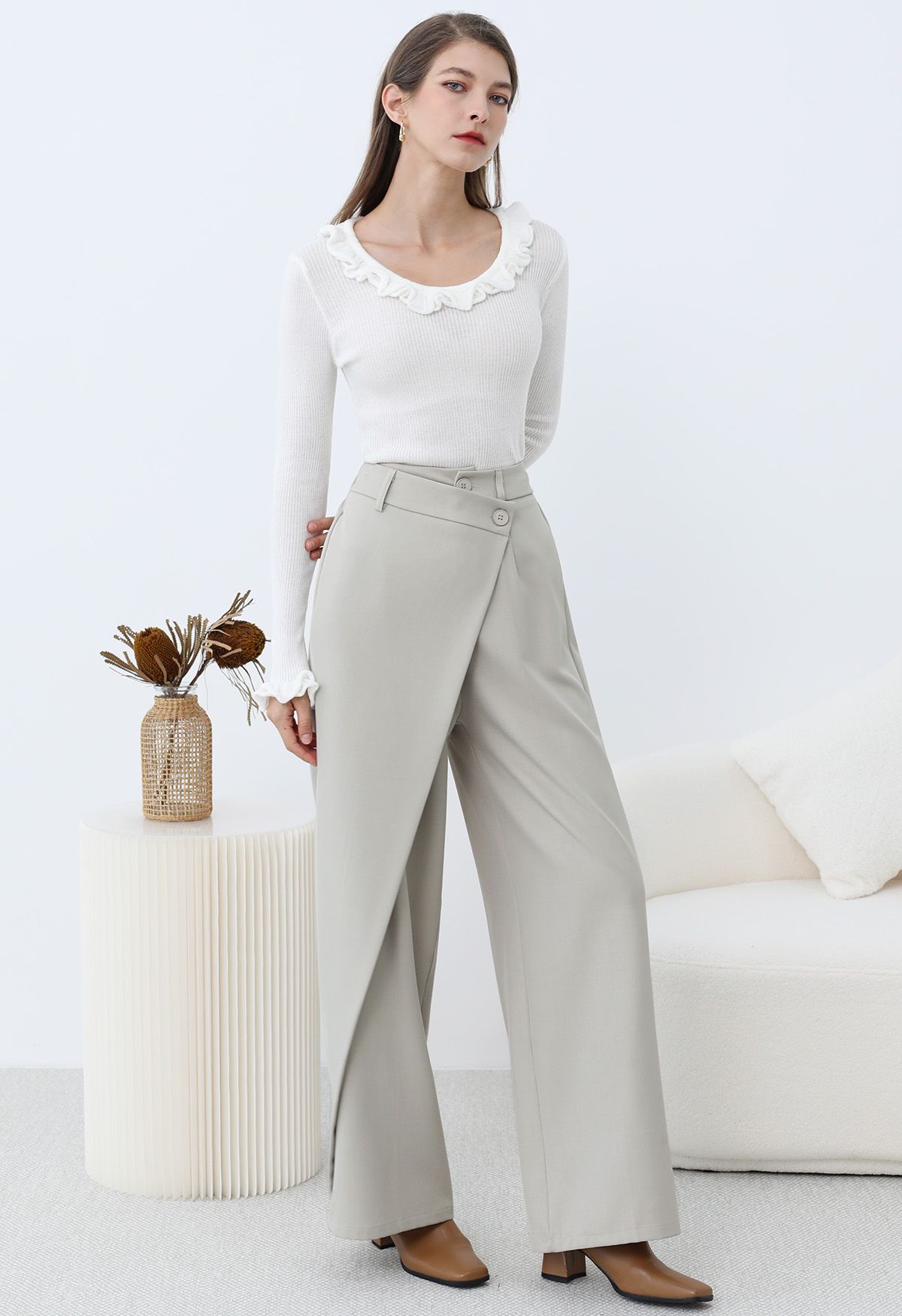 Asymmetric Flap Buttoned Straight-Leg Pants in Linen