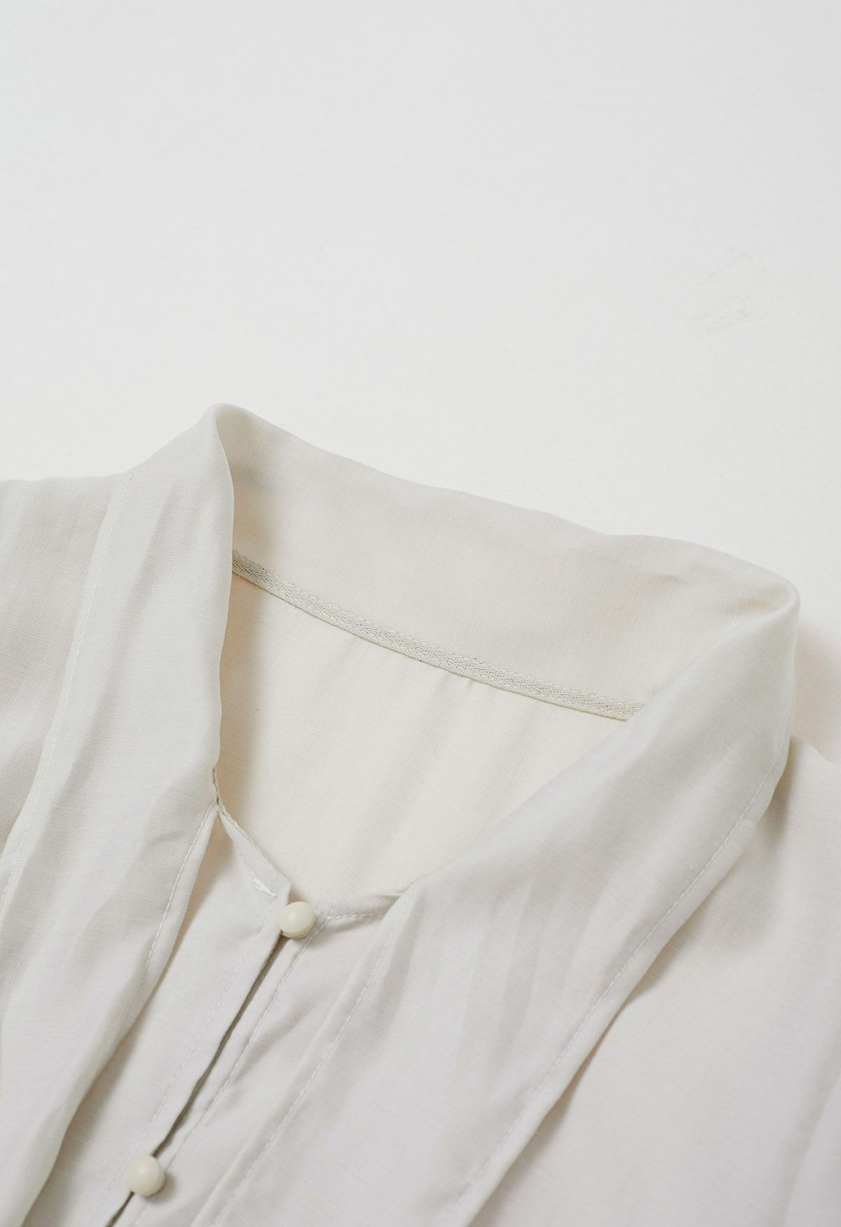 Bowknot Neck Buttoned Crop Shirt in Ivory