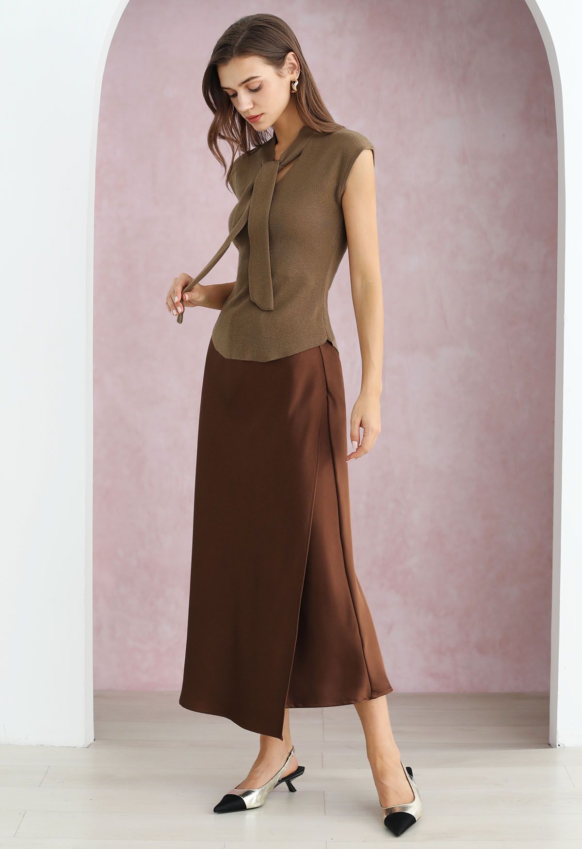 Ribbon-Tied Neckline Cap Sleeve Knit Top in Tan