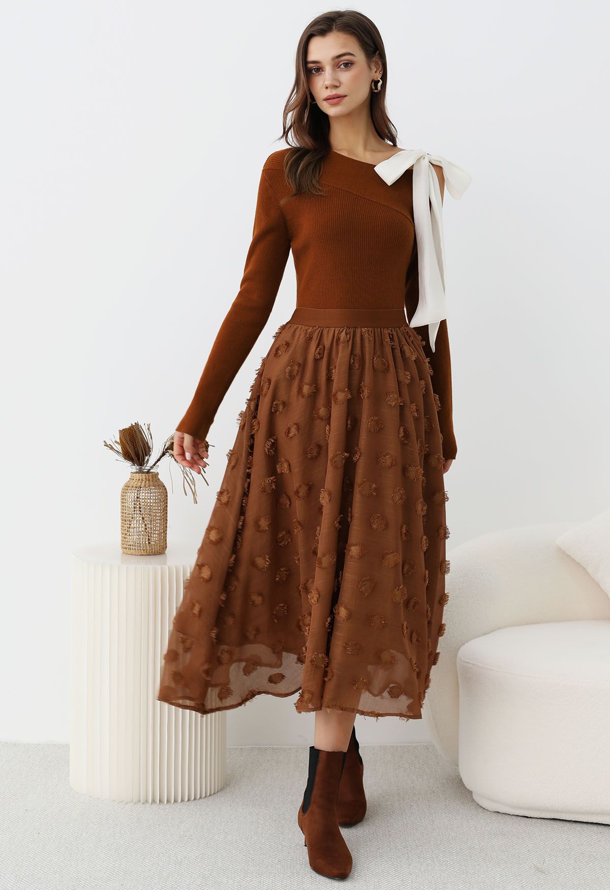 Tassel Spots Elastic Midi Skirt in Caramel