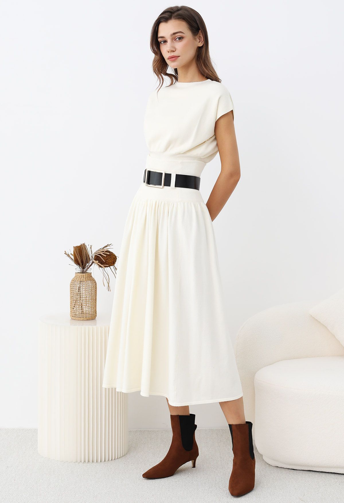 Gentle Knit Top and Belted High Waist Skirt Set in Cream