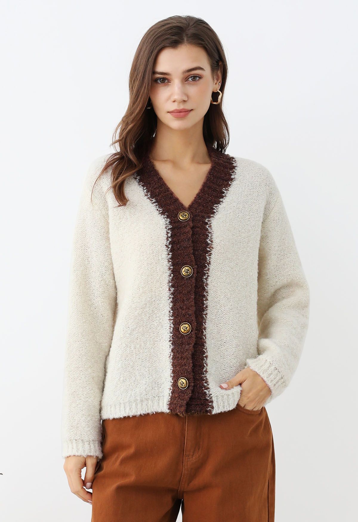 Contrast Trim Buttoned Fuzzy Knit Cardigan in Ivory