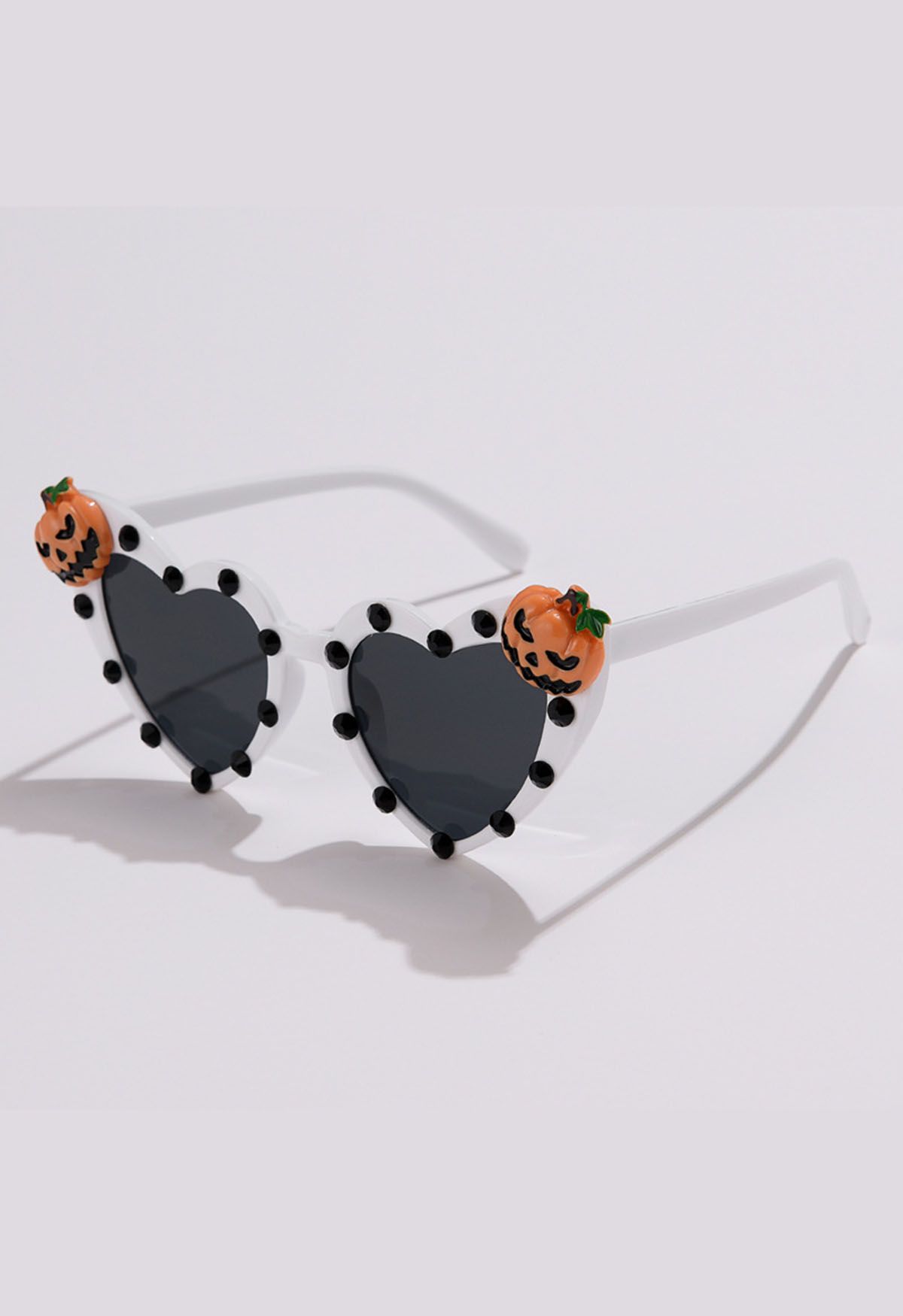 Evil Pumpkin Heart-Shaped Sunglasses